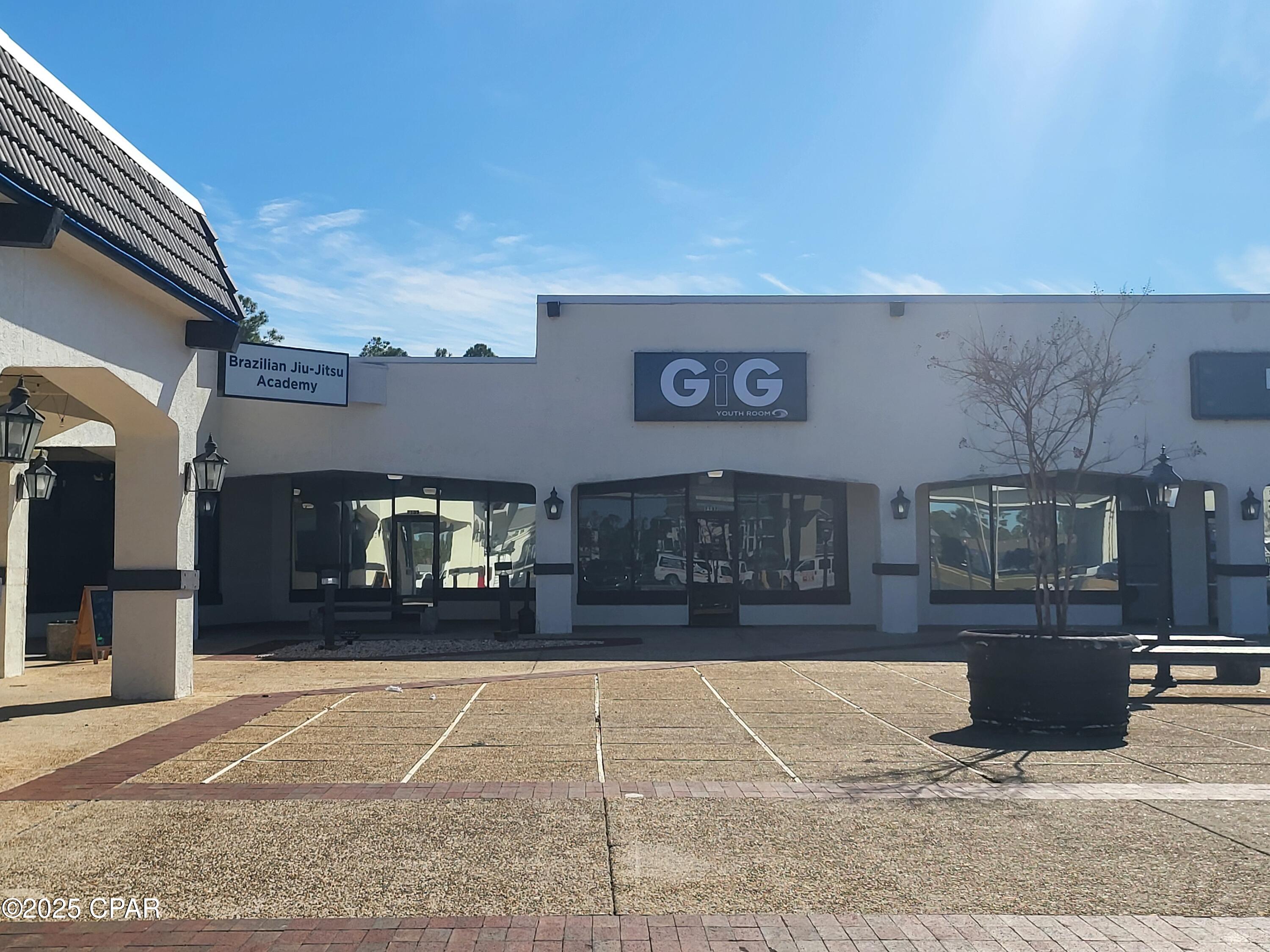 No Named Subdivision - Commercial Lease