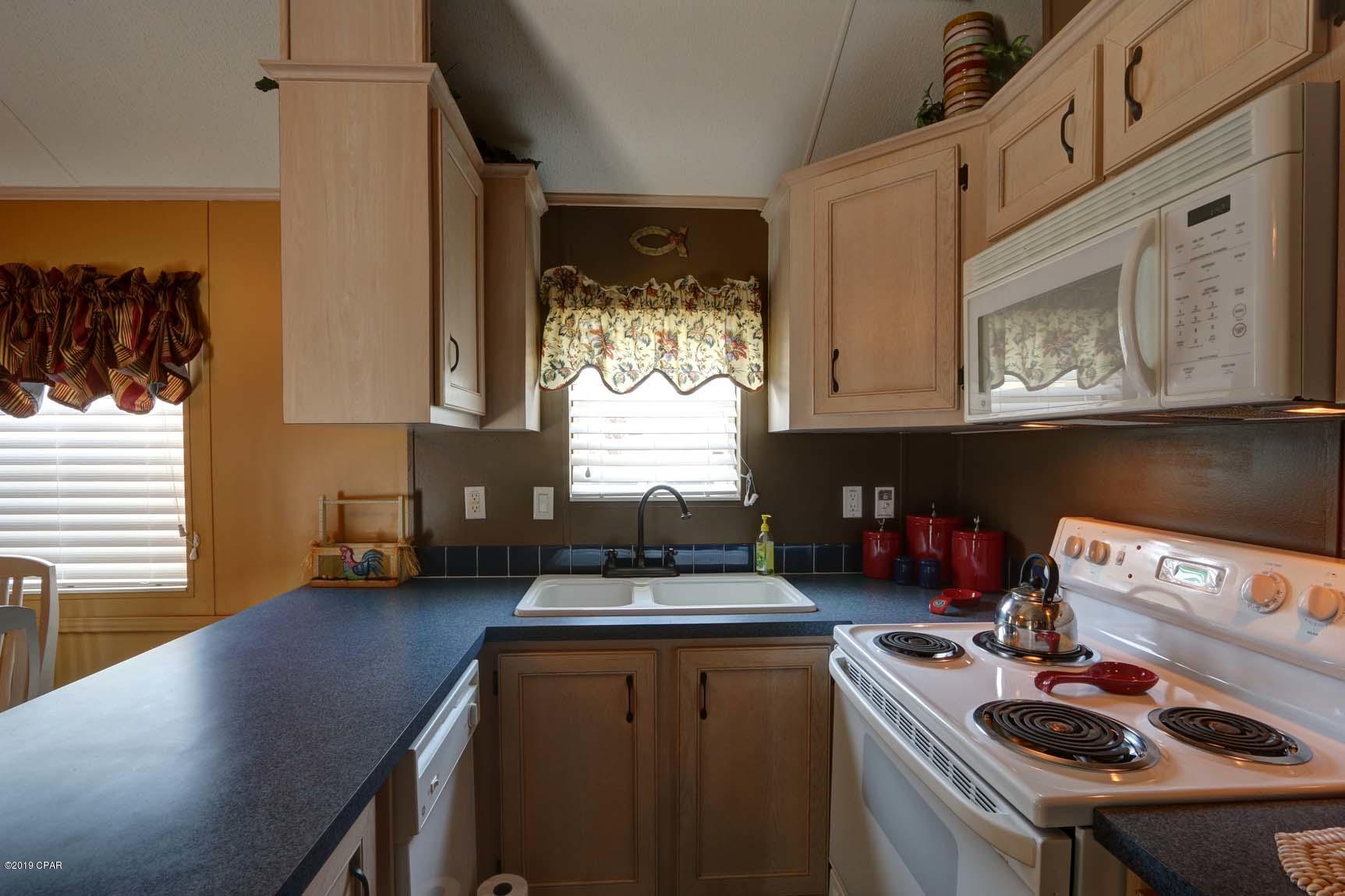 Emerald Pointe Resort - Residential