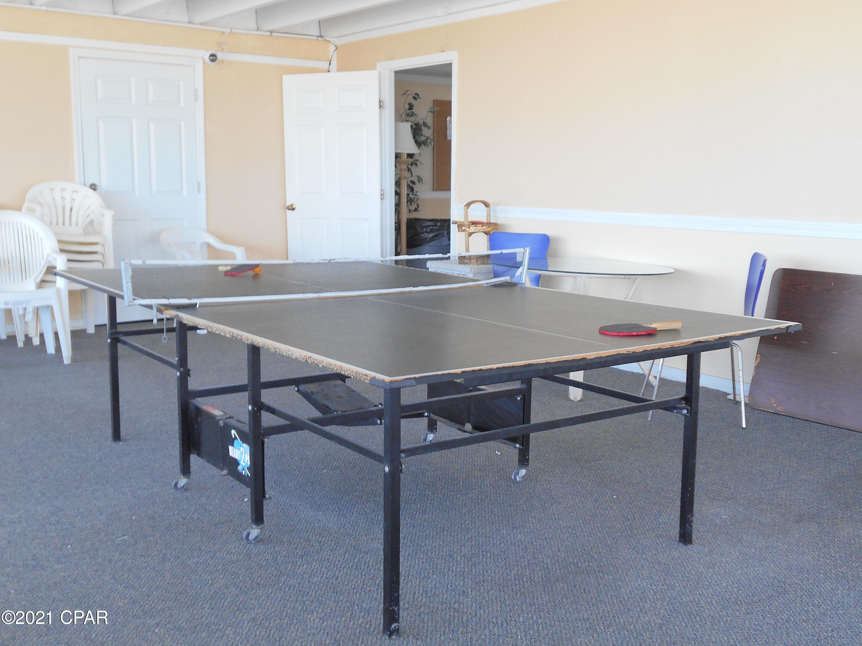 Fontainebleau Terrace - Residential