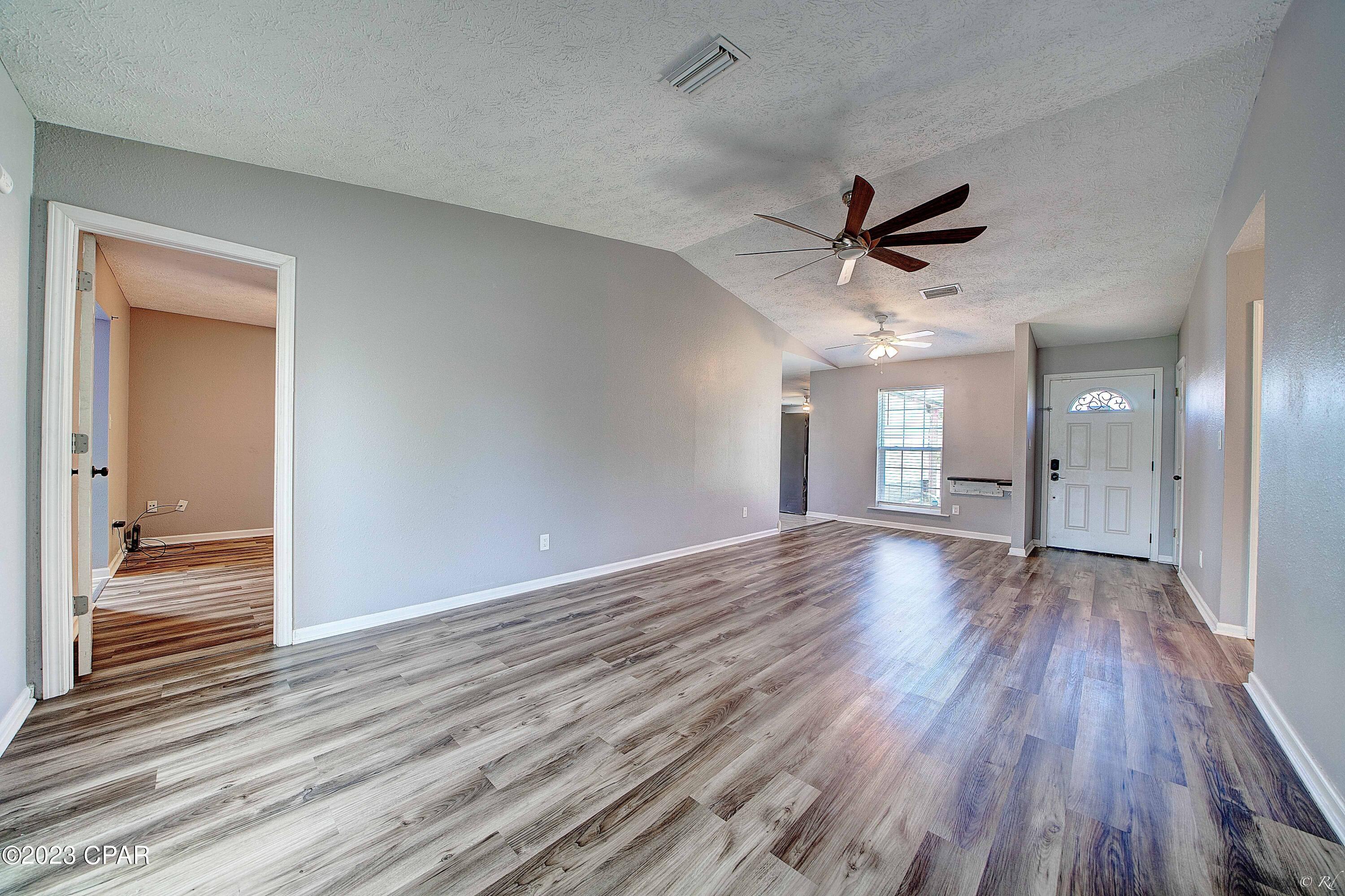 Towne & Country Lake Estates - Residential