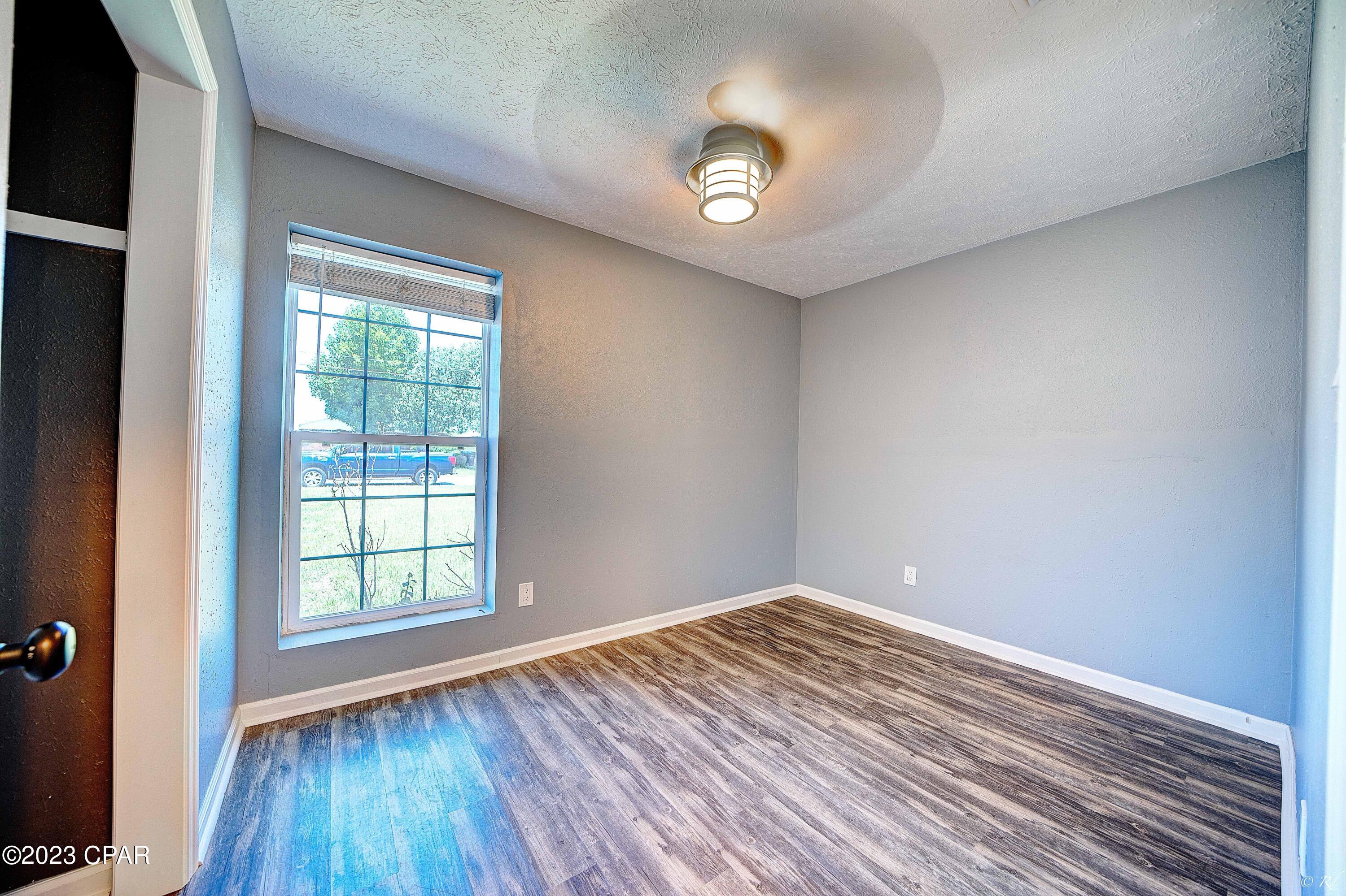 Towne & Country Lake Estates - Residential