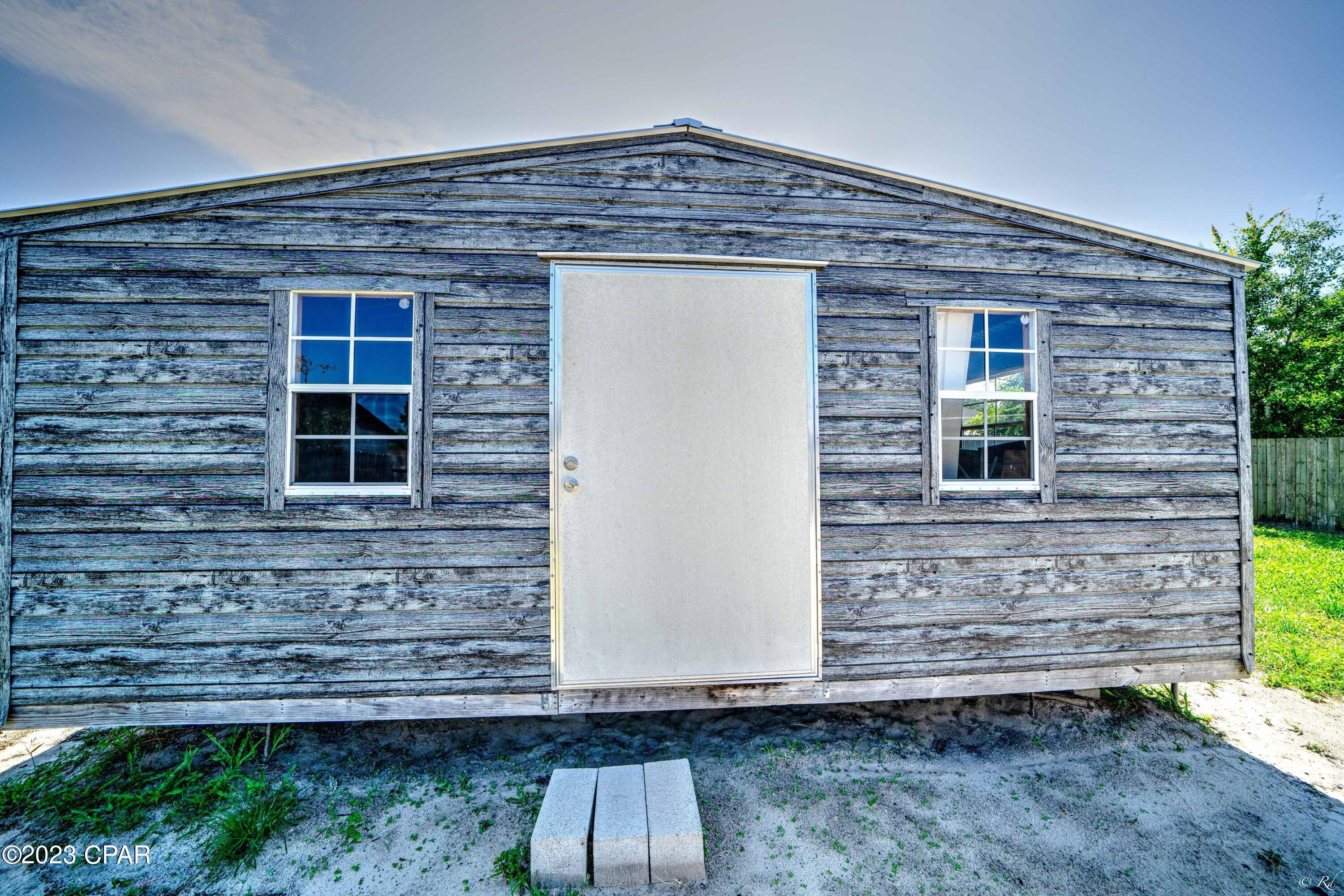 Towne & Country Lake Estates - Residential