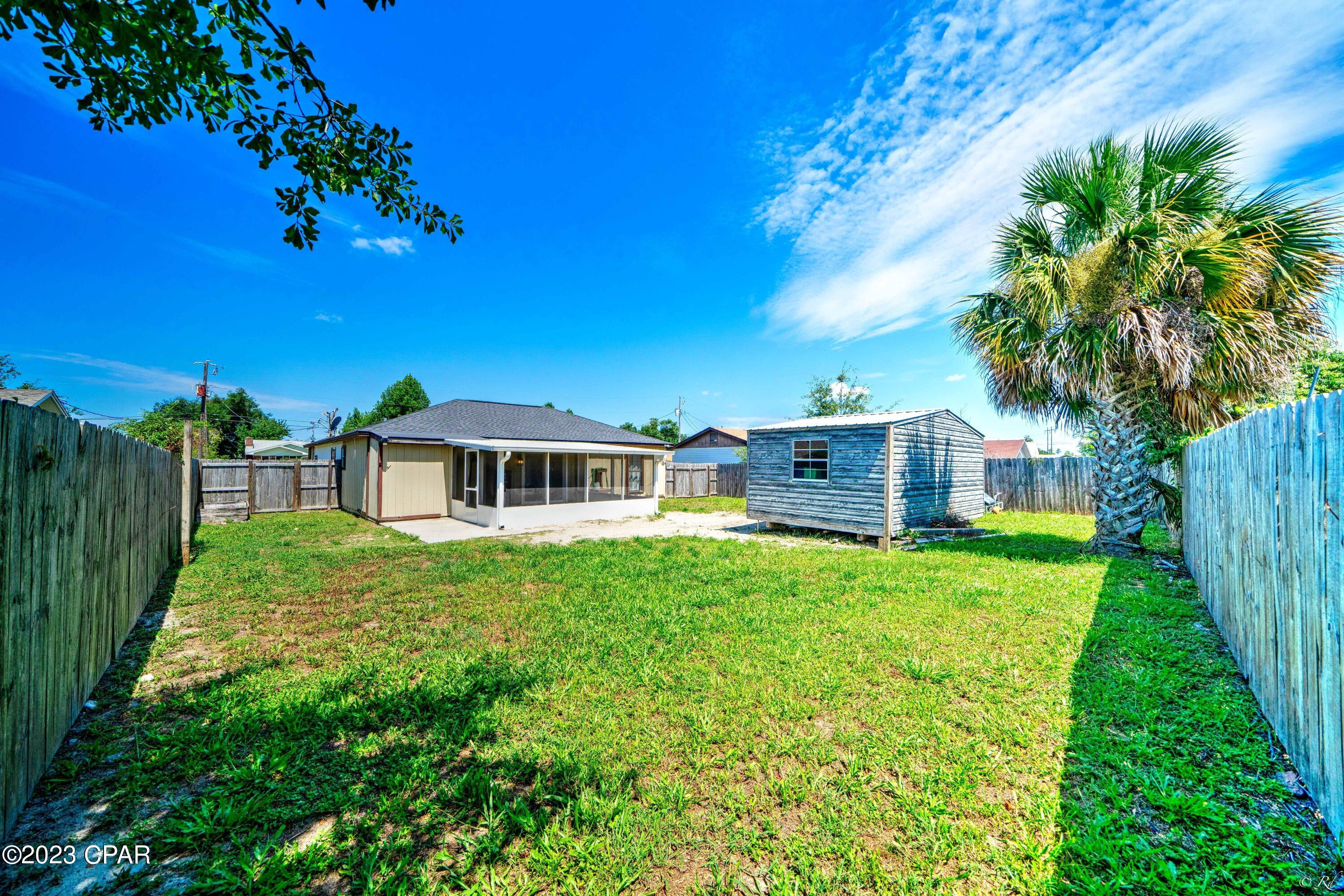 Towne & Country Lake Estates - Residential