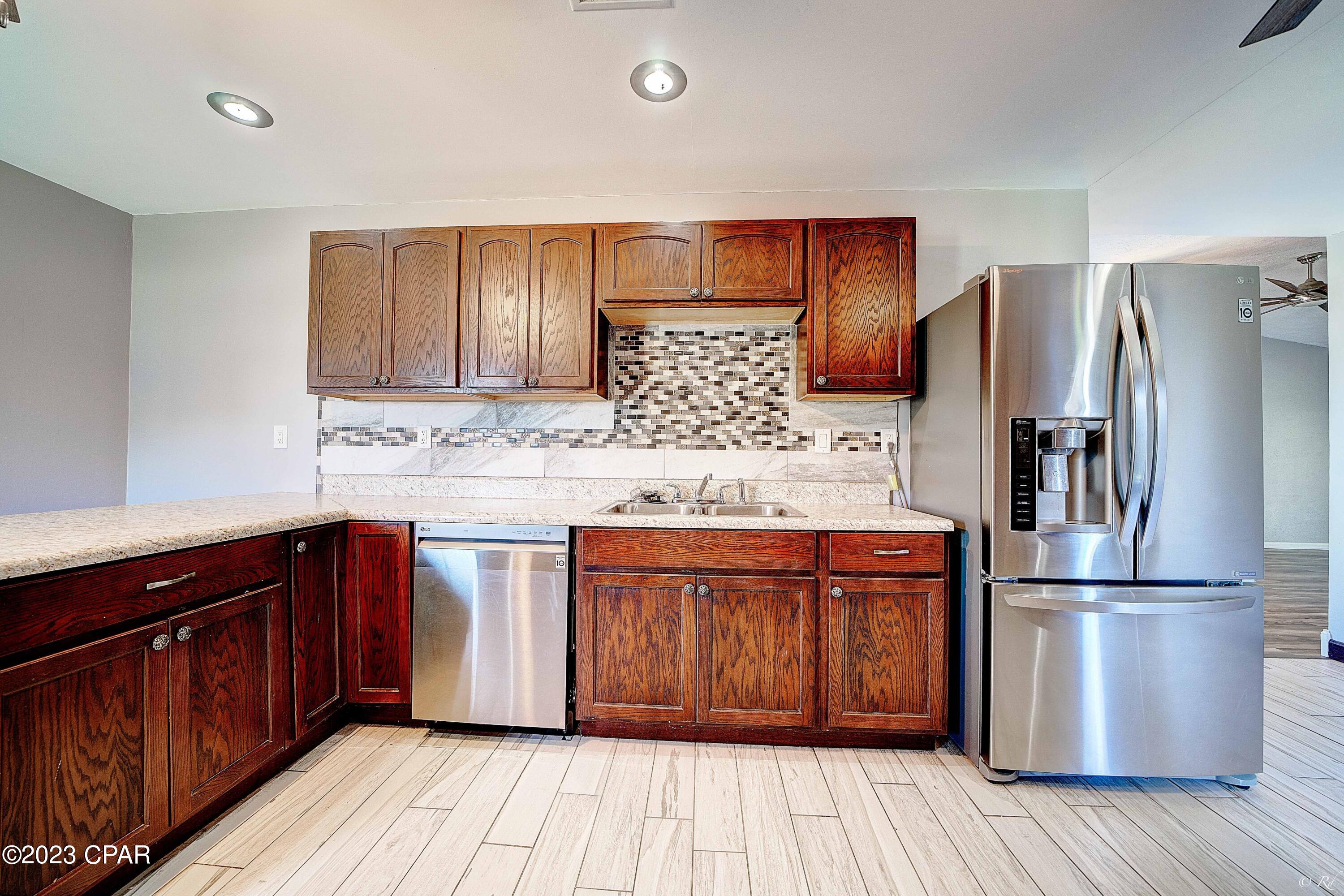 Towne & Country Lake Estates - Residential