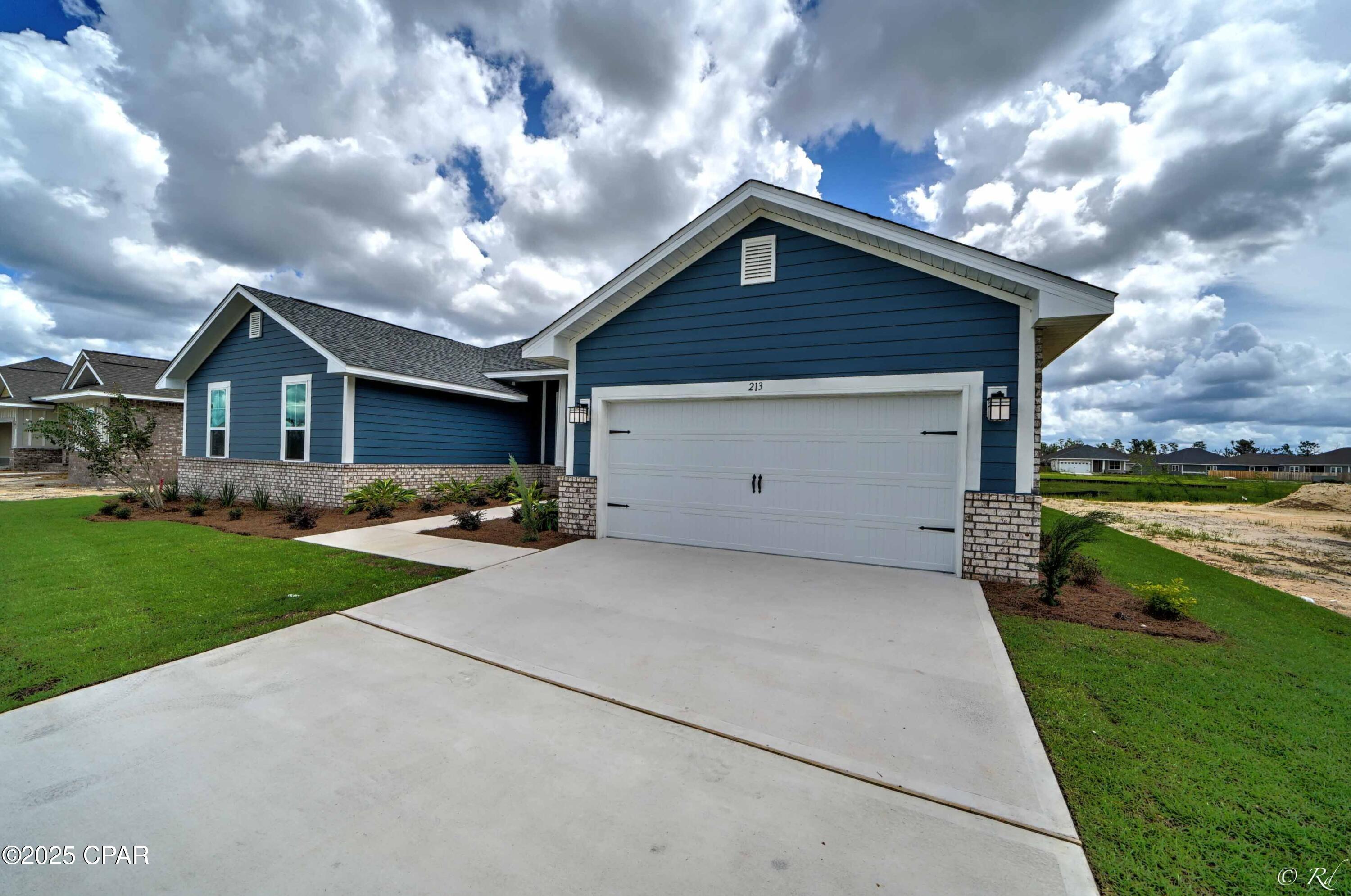 Cedar Creek At Deerpoint Lake - Residential