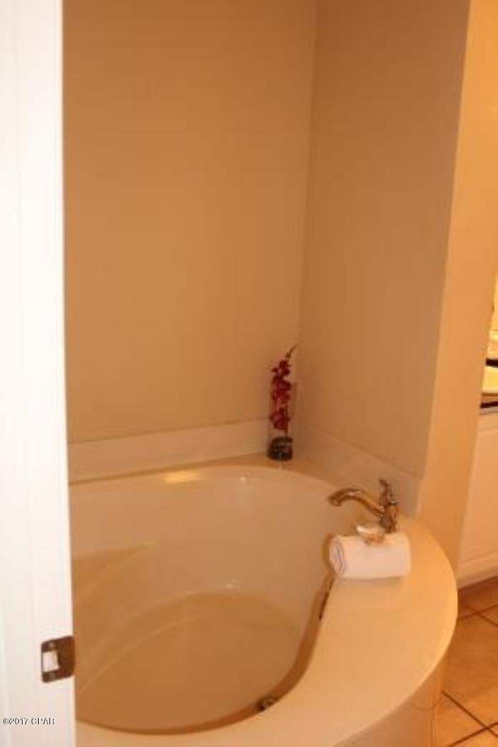 Calypso Towers I - Residential