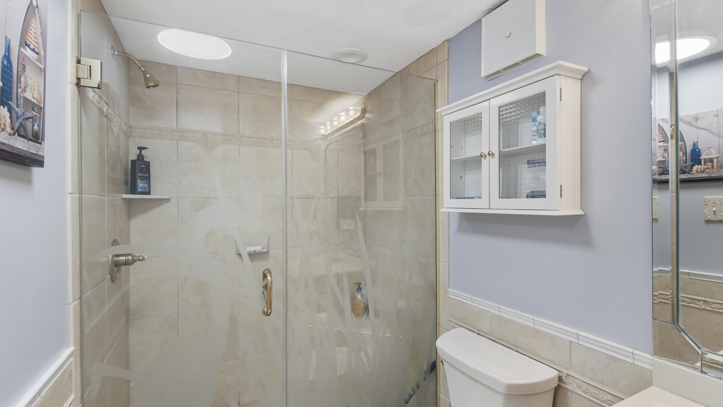 Lagoon Towers Phase I - Residential