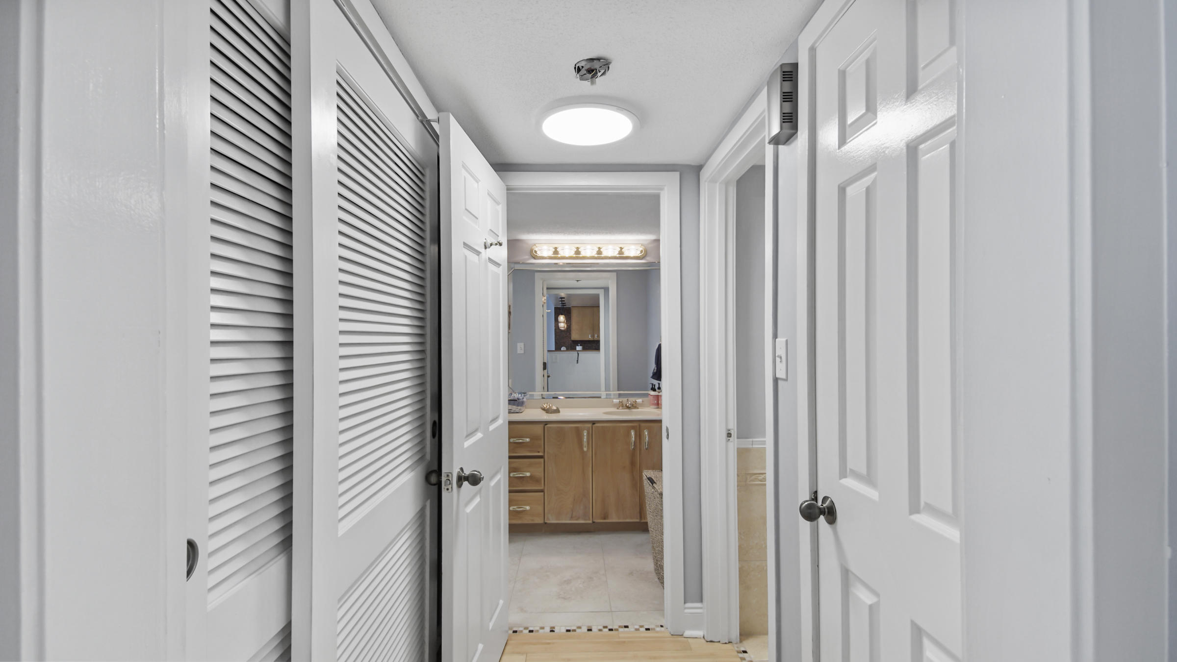 Lagoon Towers Phase I - Residential