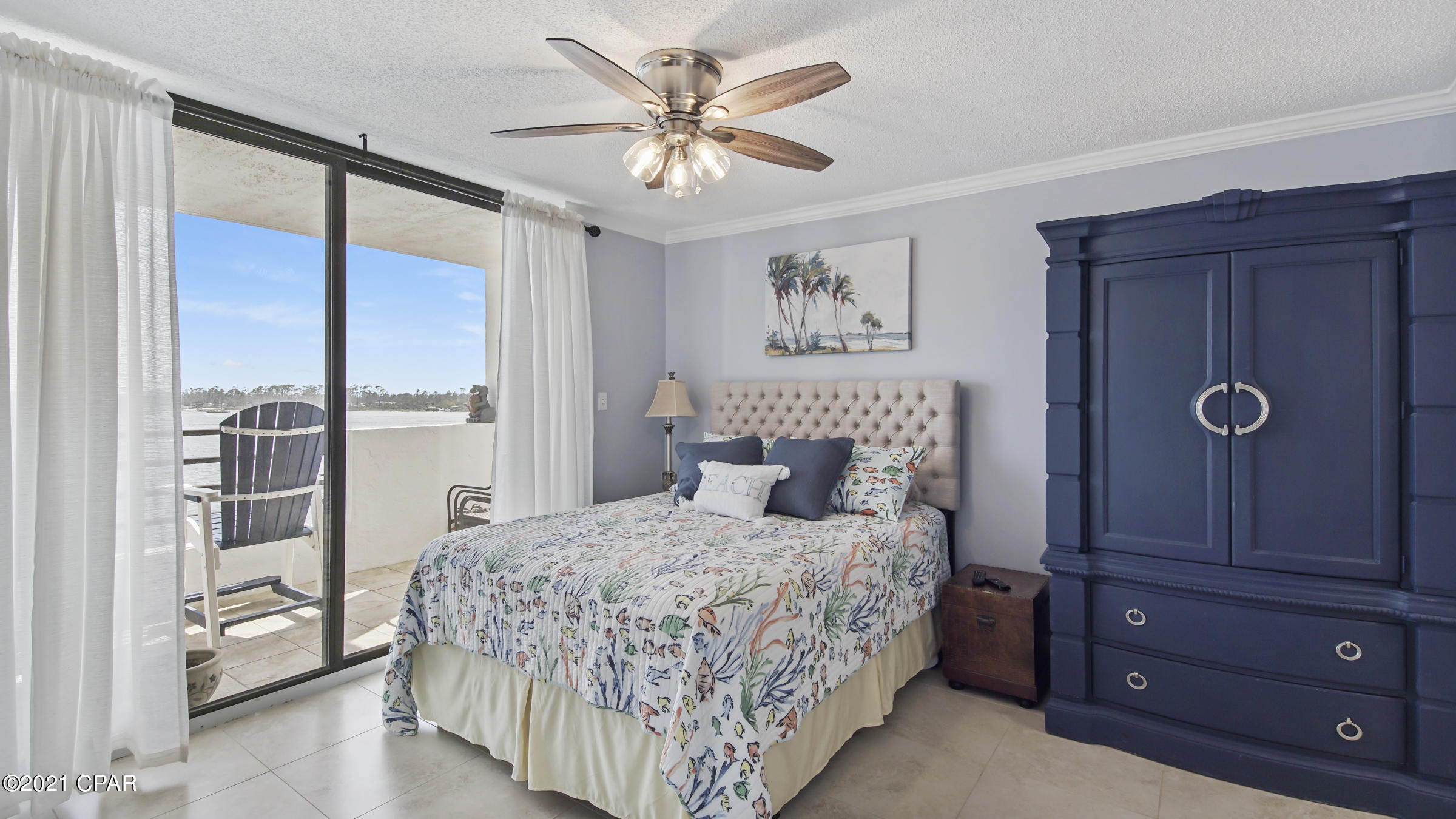 Lagoon Towers Phase I - Residential