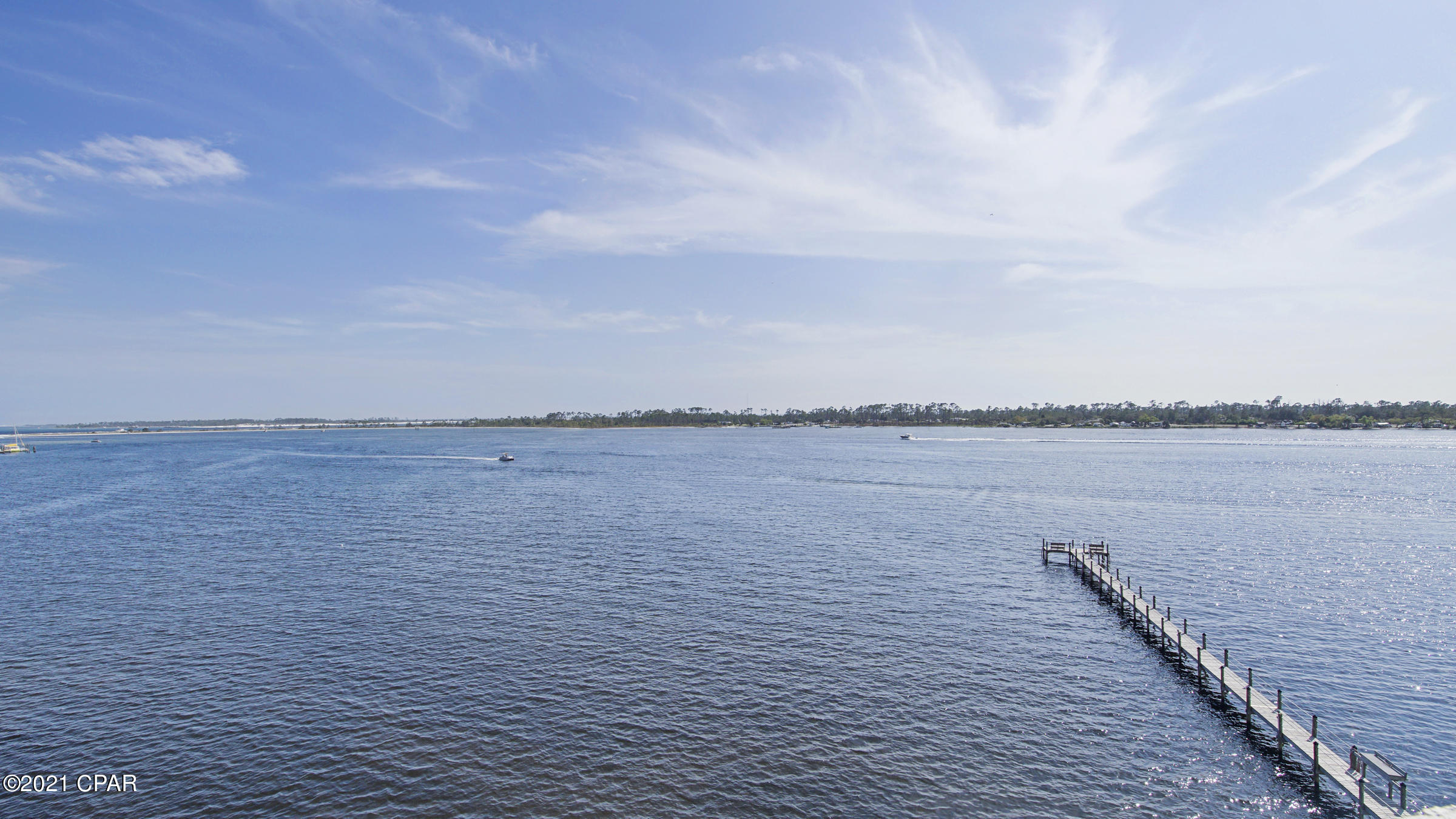 Lagoon Towers Phase I - Residential
