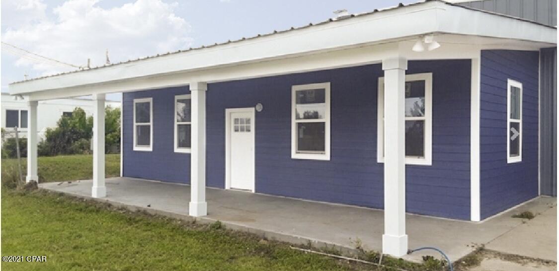 Highland City - Commercial Sale