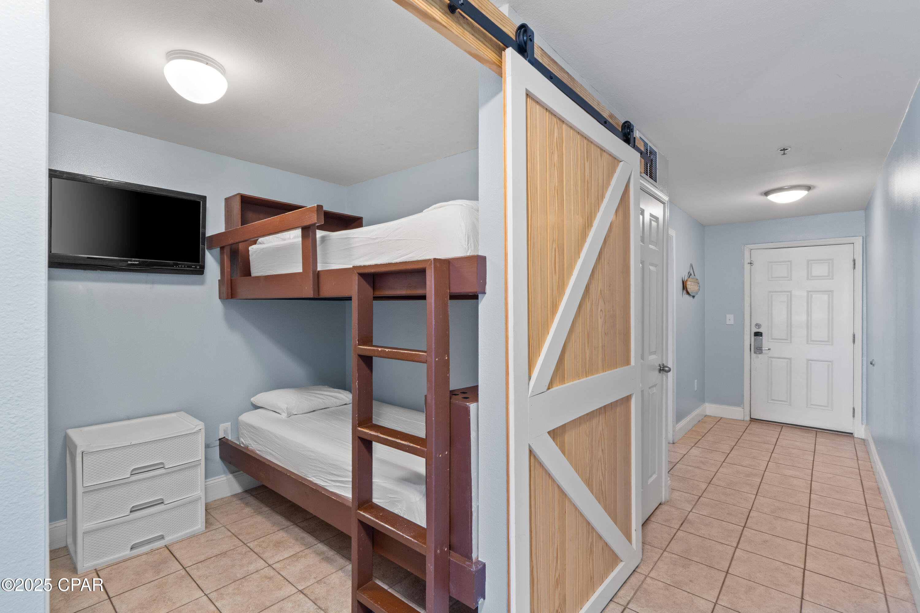 Laketown Wharf - Residential