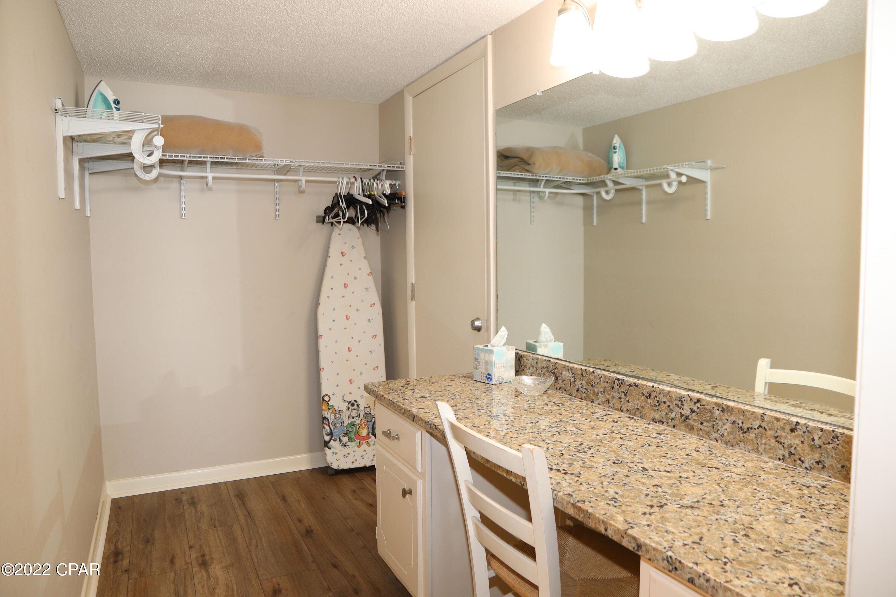 Shores Townhouses - Residential