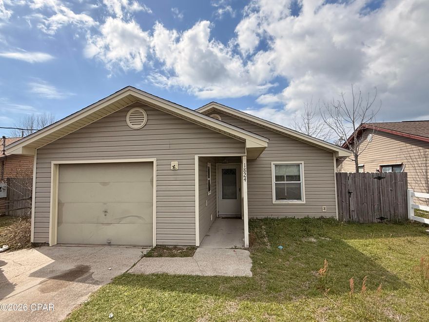 Great opportunity in the heart of Lynn Haven! This 3-bedroom, 2-bath home is full of potential and ready for someone to make it their own. Located directly across the street from Mowat Middle School, the property offers a highly convenient location close to local shopping, restaurants, and everyday amenities.
This home is perfect for investors, flippers, or a handy buyer looking to build equity. With solid bones and a desirable location, it provides an excellent opportunity to renovate and customize to your taste. The central location makes commuting around Lynn Haven quick and easy while still being in a well-established neighborhood.
Whether you're looking for your next investment property or a project home in a great area, this one is worth a look. Bring your vision and unlock the potential this property has to offer!