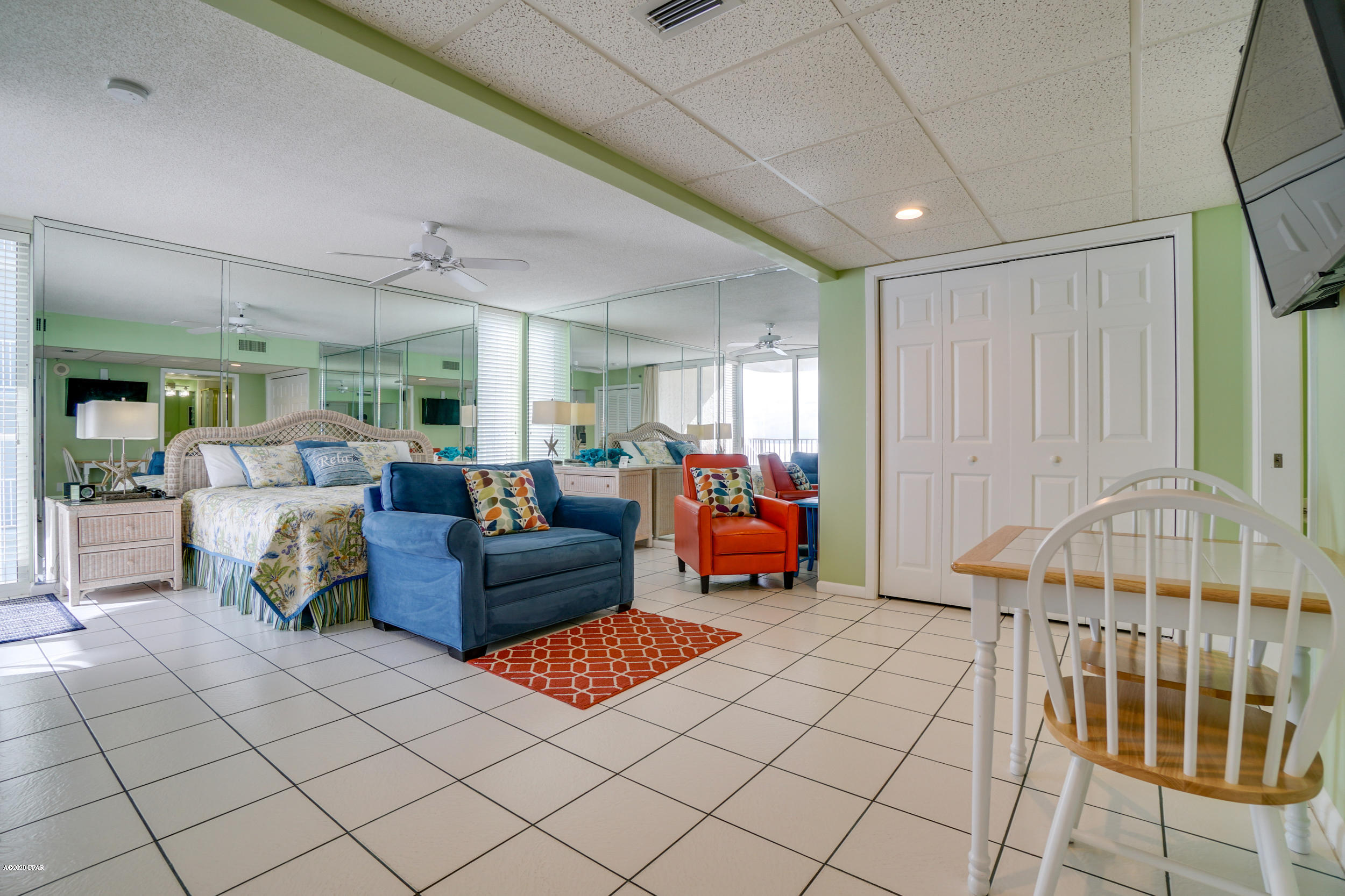 Long Beach Towers IV - Residential