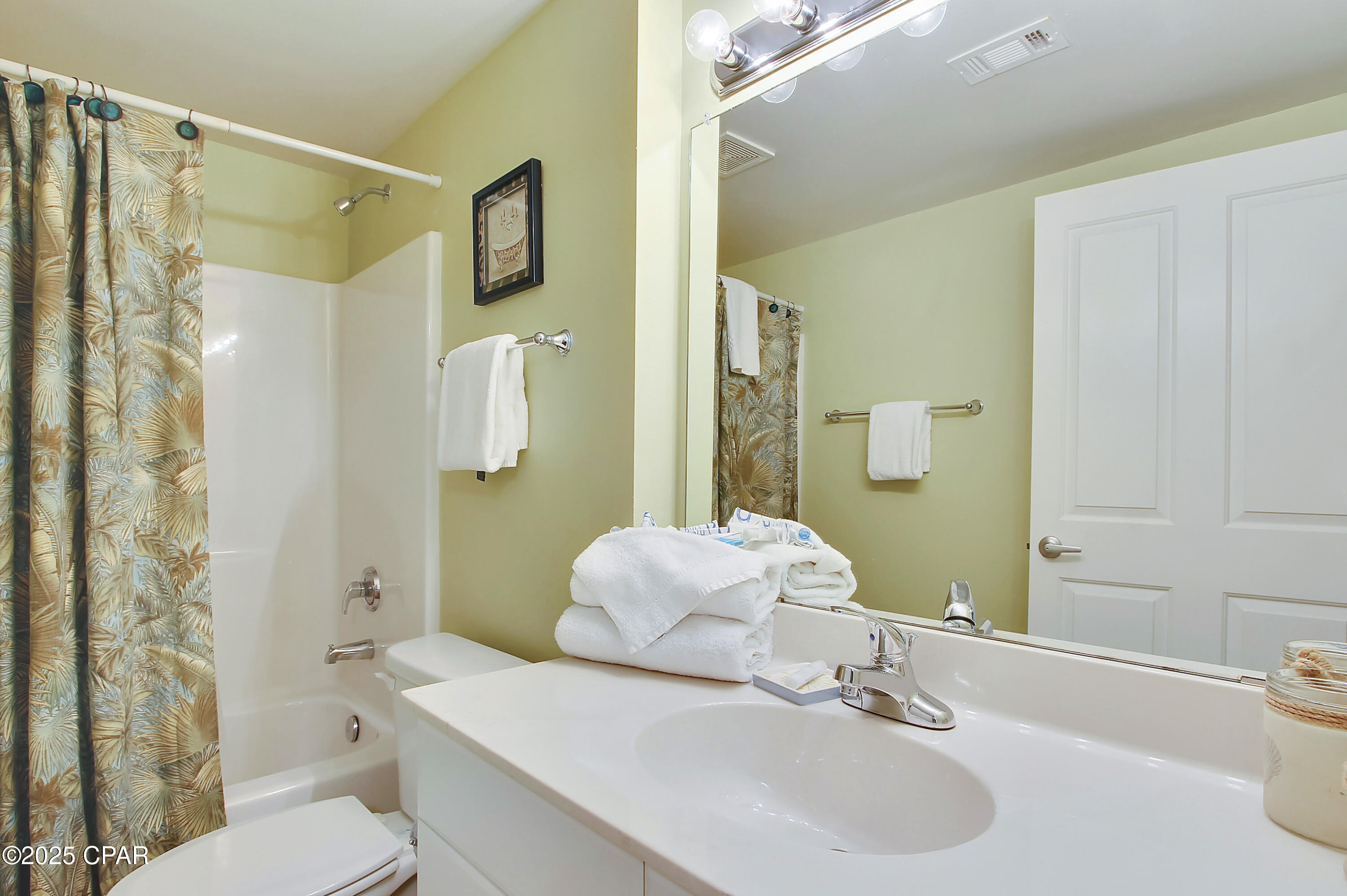 Shores Of Panama Phase II - Residential