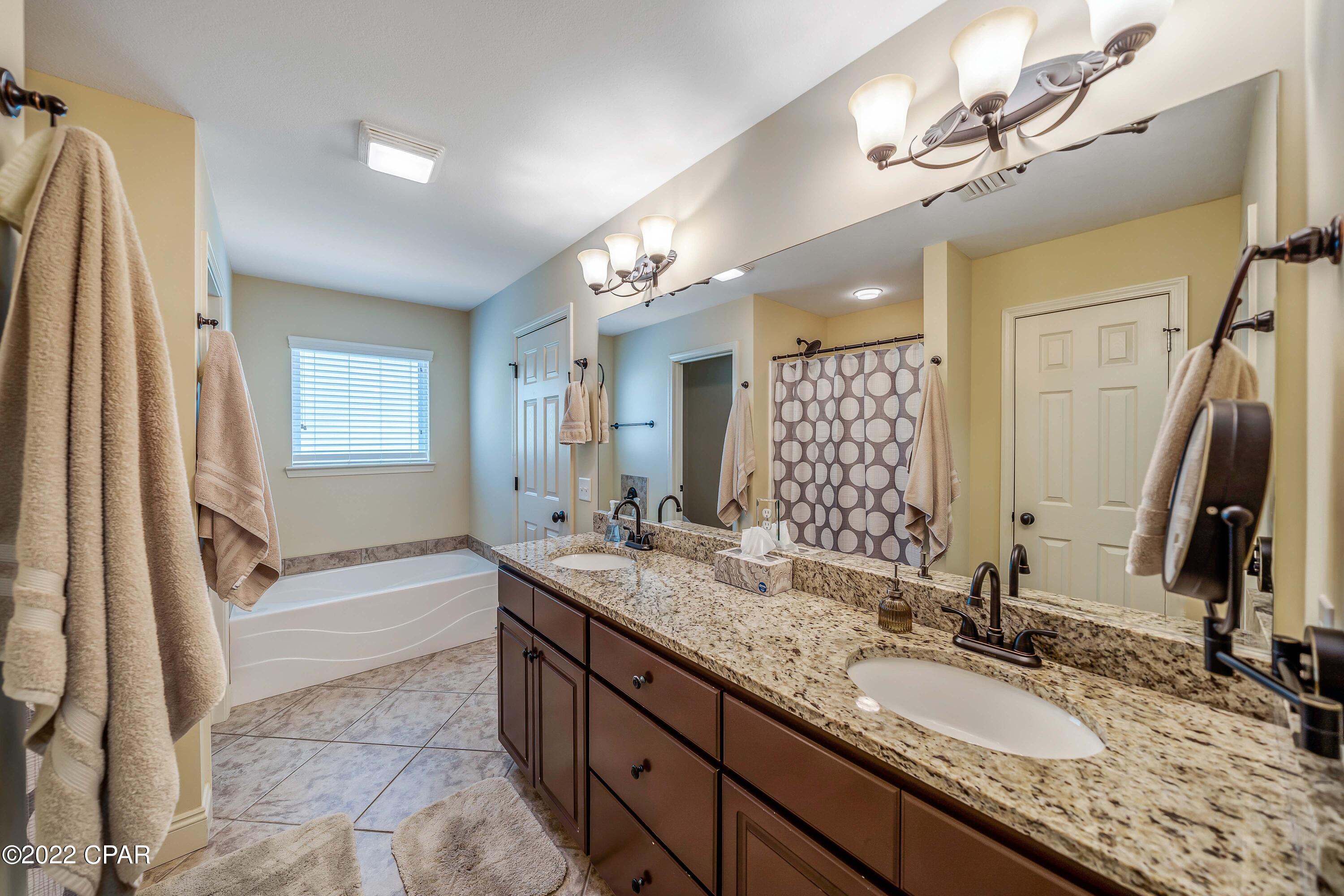 Annabella's Townhomes - Residential