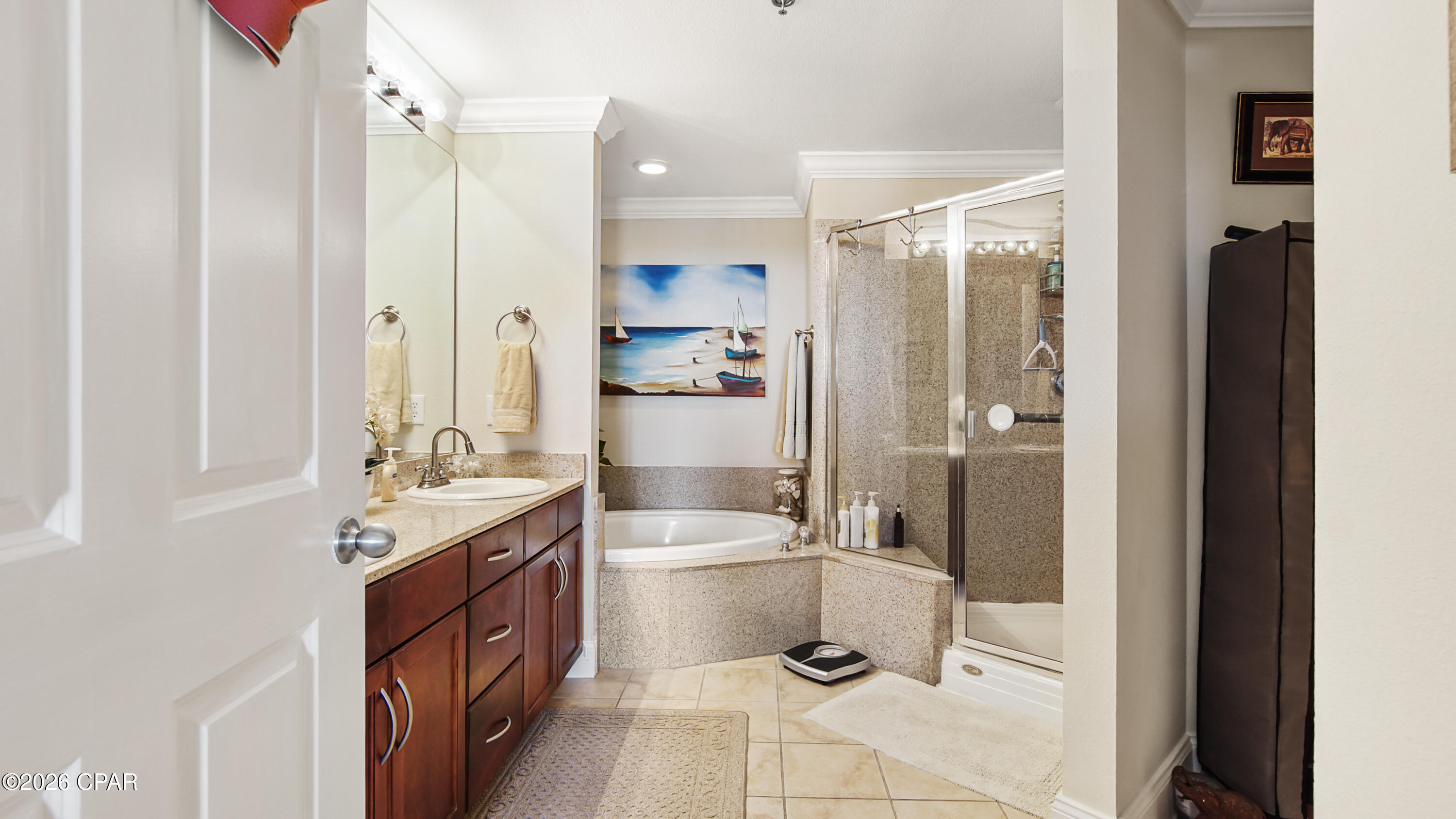 Laketown Wharf - Residential