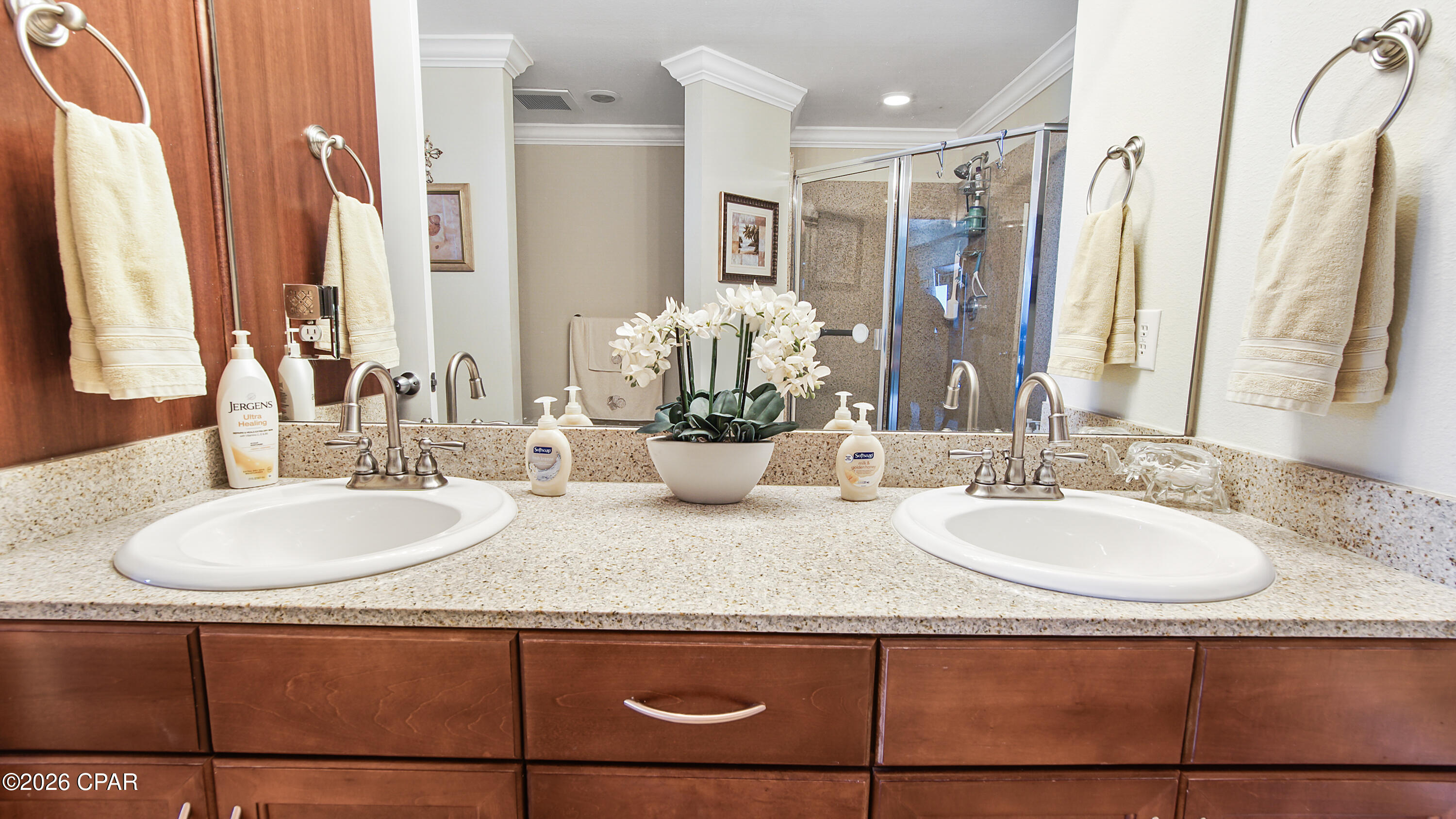 Laketown Wharf - Residential