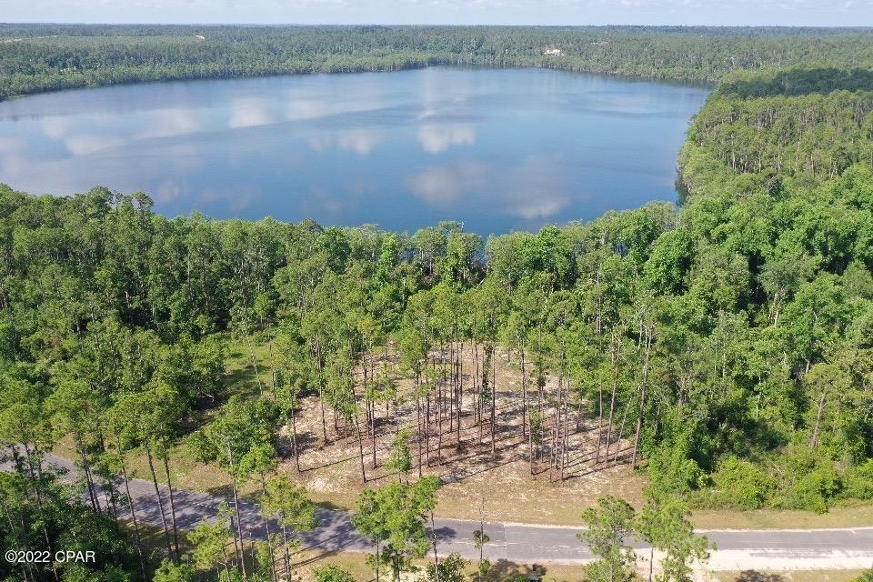 Compass Lake In The Hills - Land