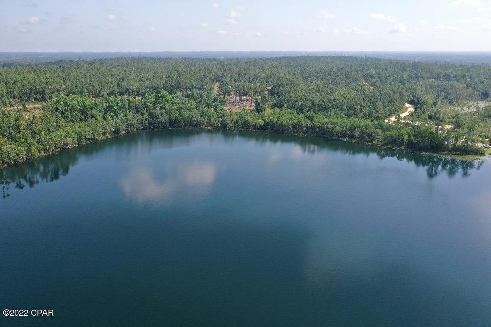 Compass Lake In The Hills - Land