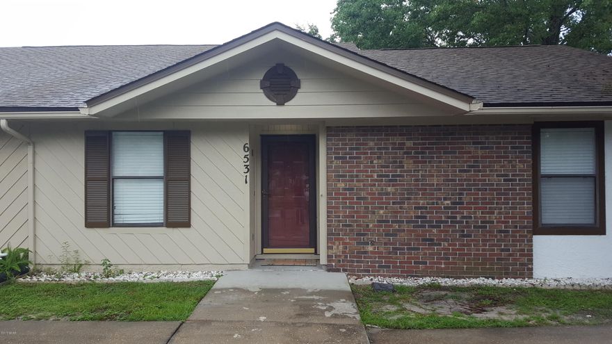 Wonderfully Maintained Home. New Carpet, New HVAC system, New Hot water Heater,all installed in June 2017. Privacy Fenced Back Yard, and screened in Patio. Community Pools, and Gated Hoa., Includes basic cable, grounds maintenance, pools, gated security. Close to beaches!
