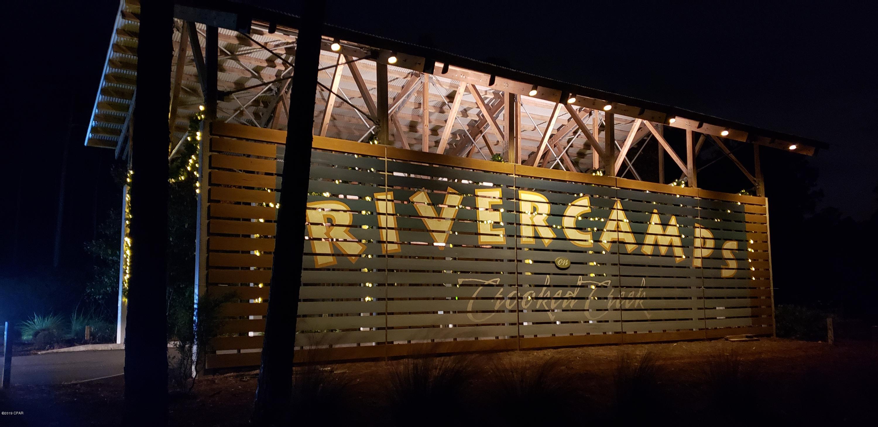 Rivercamps On Crooked Creek - Land