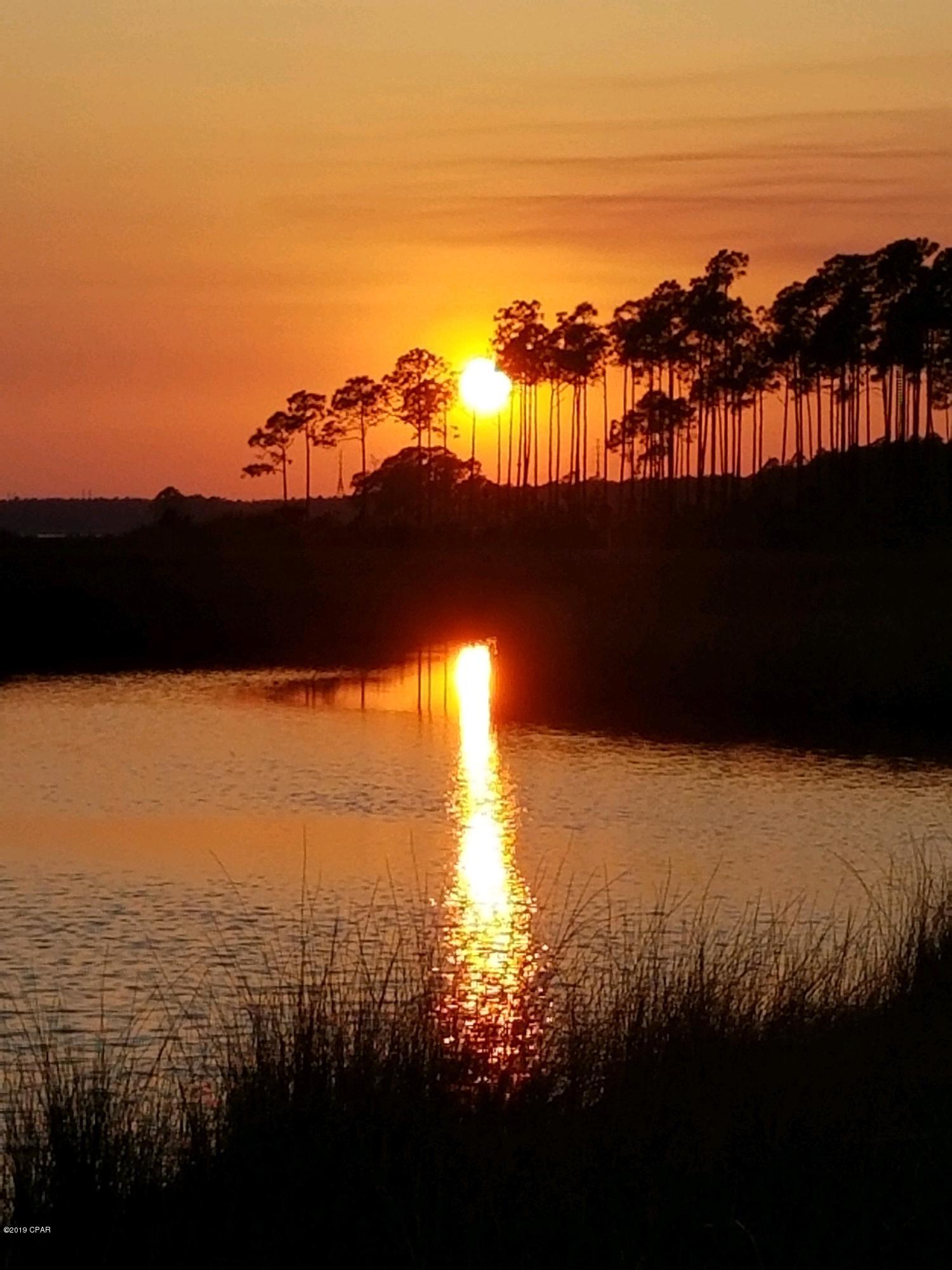 Rivercamps On Crooked Creek - Land