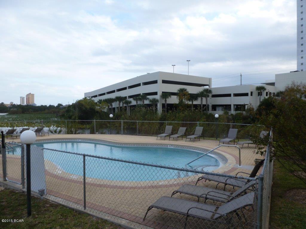 Lullwater Beach - Residential