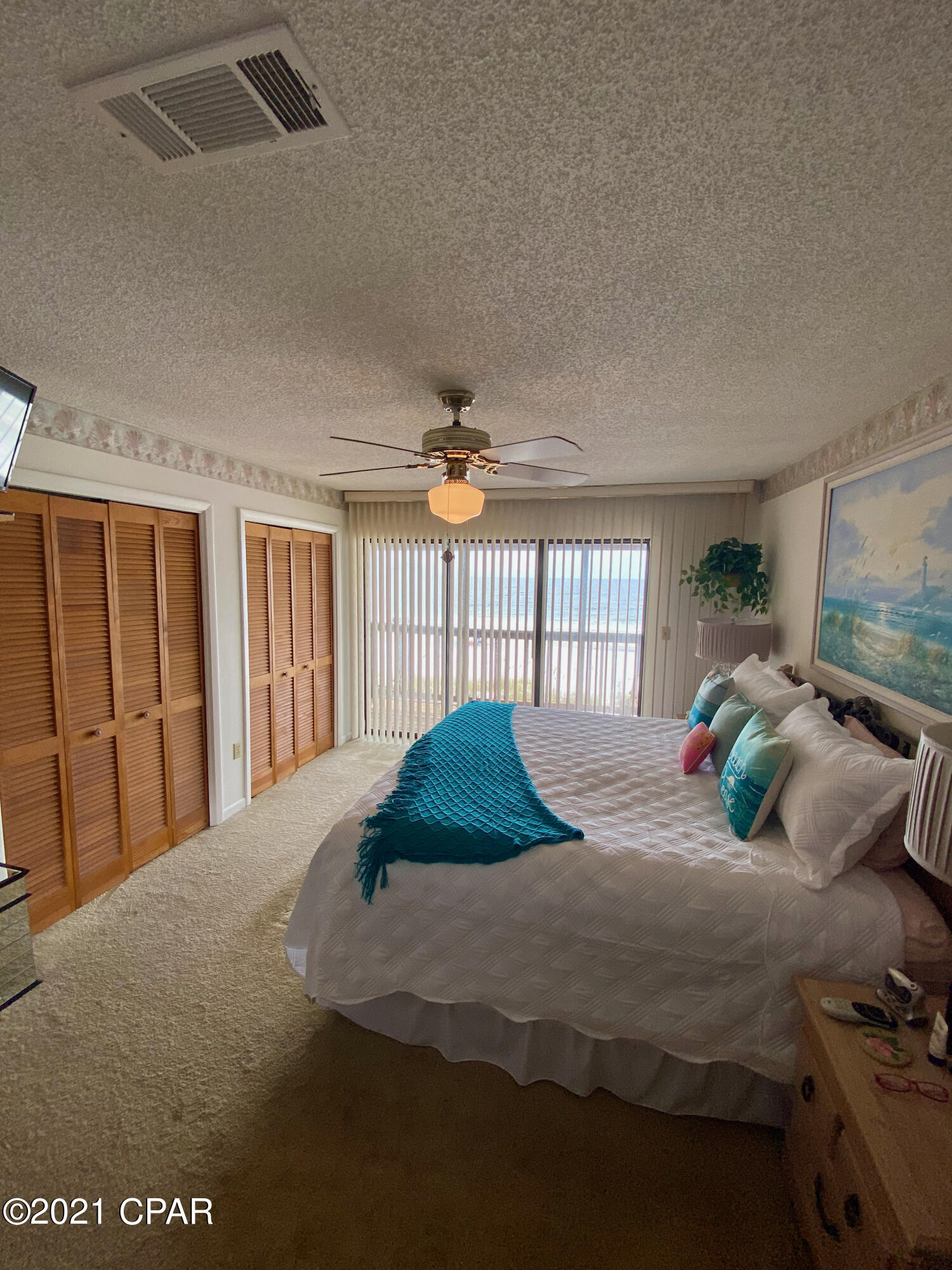 Seagull Beach - Residential