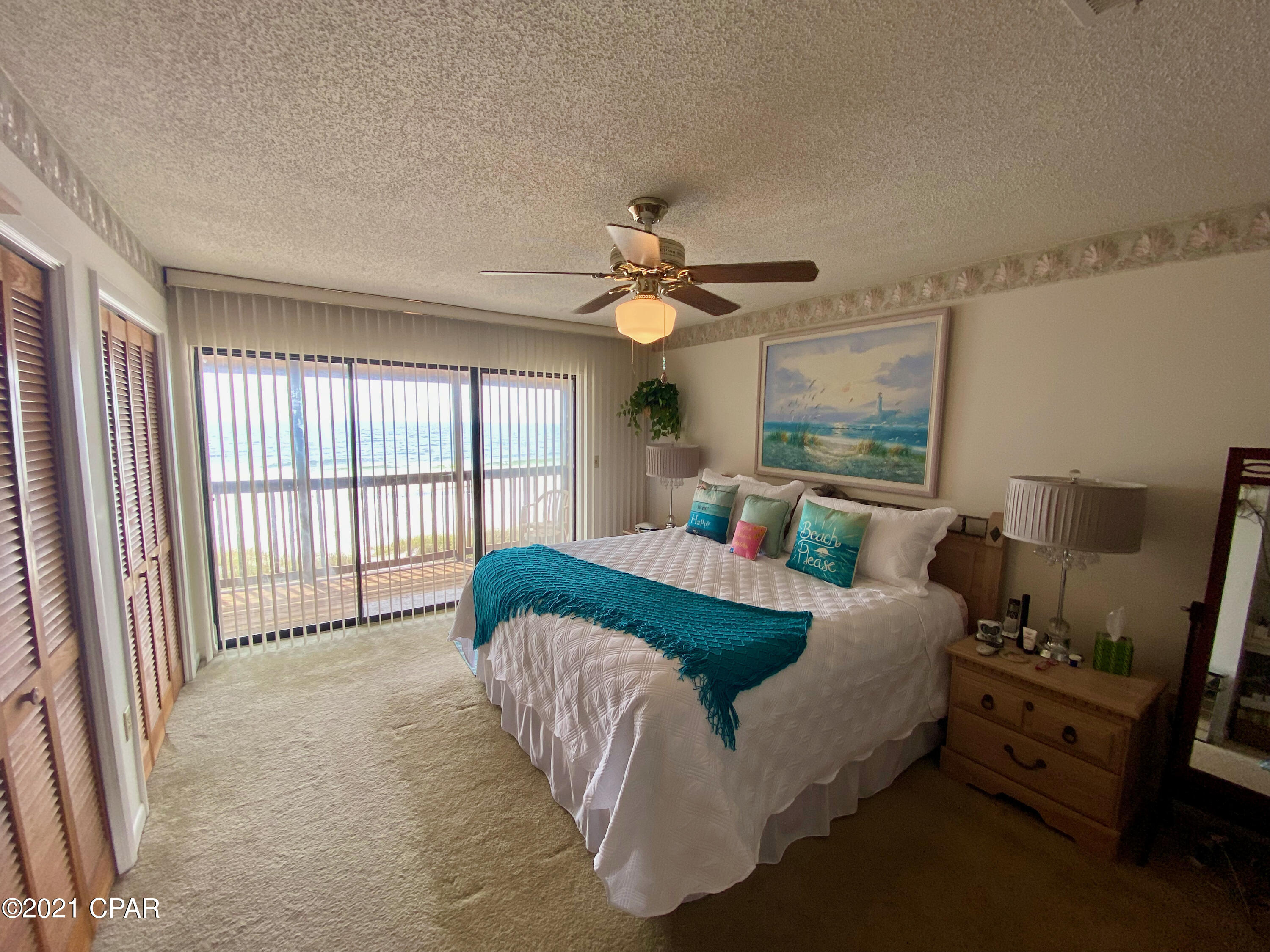 Seagull Beach - Residential