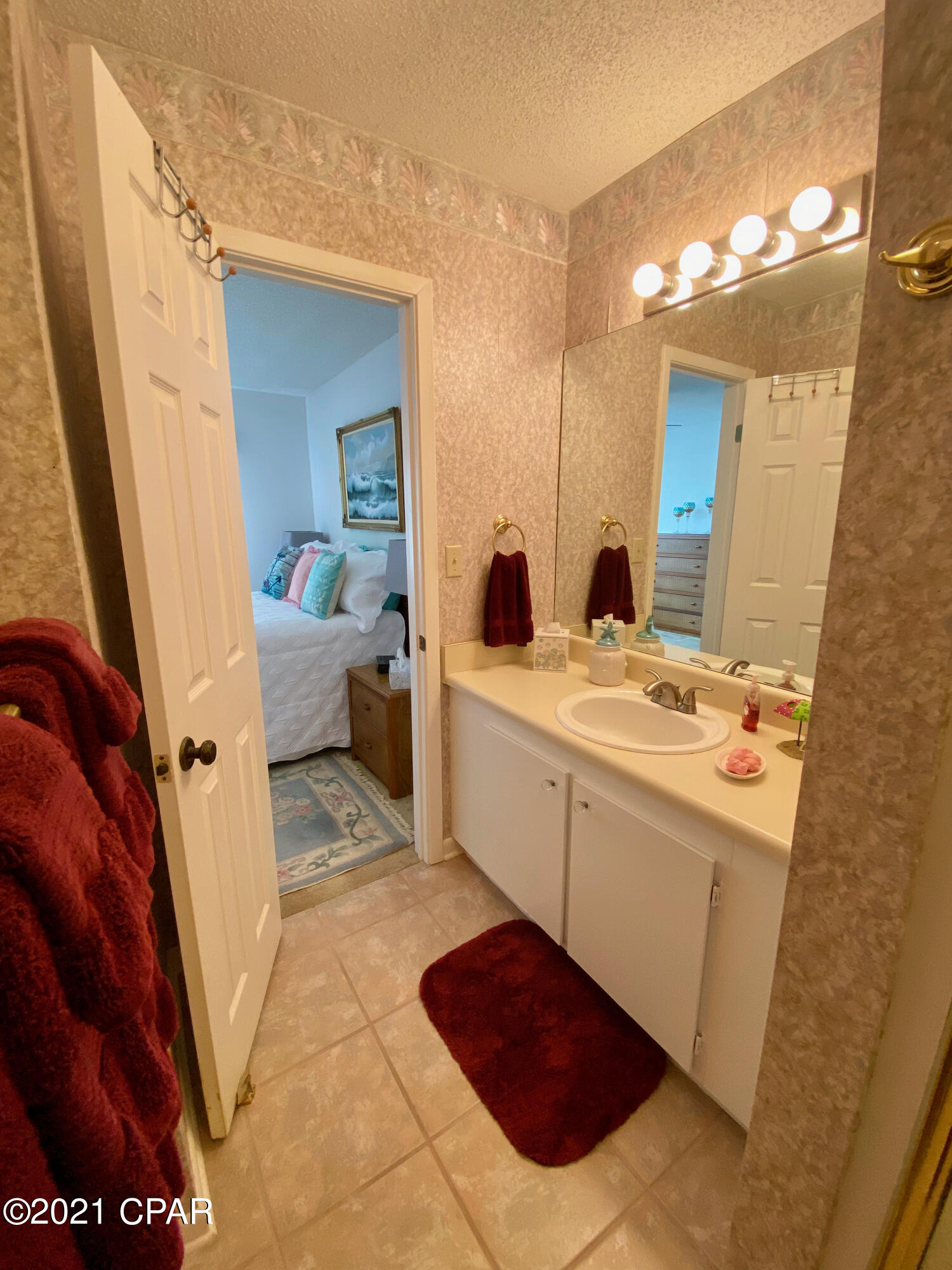 Seagull Beach - Residential