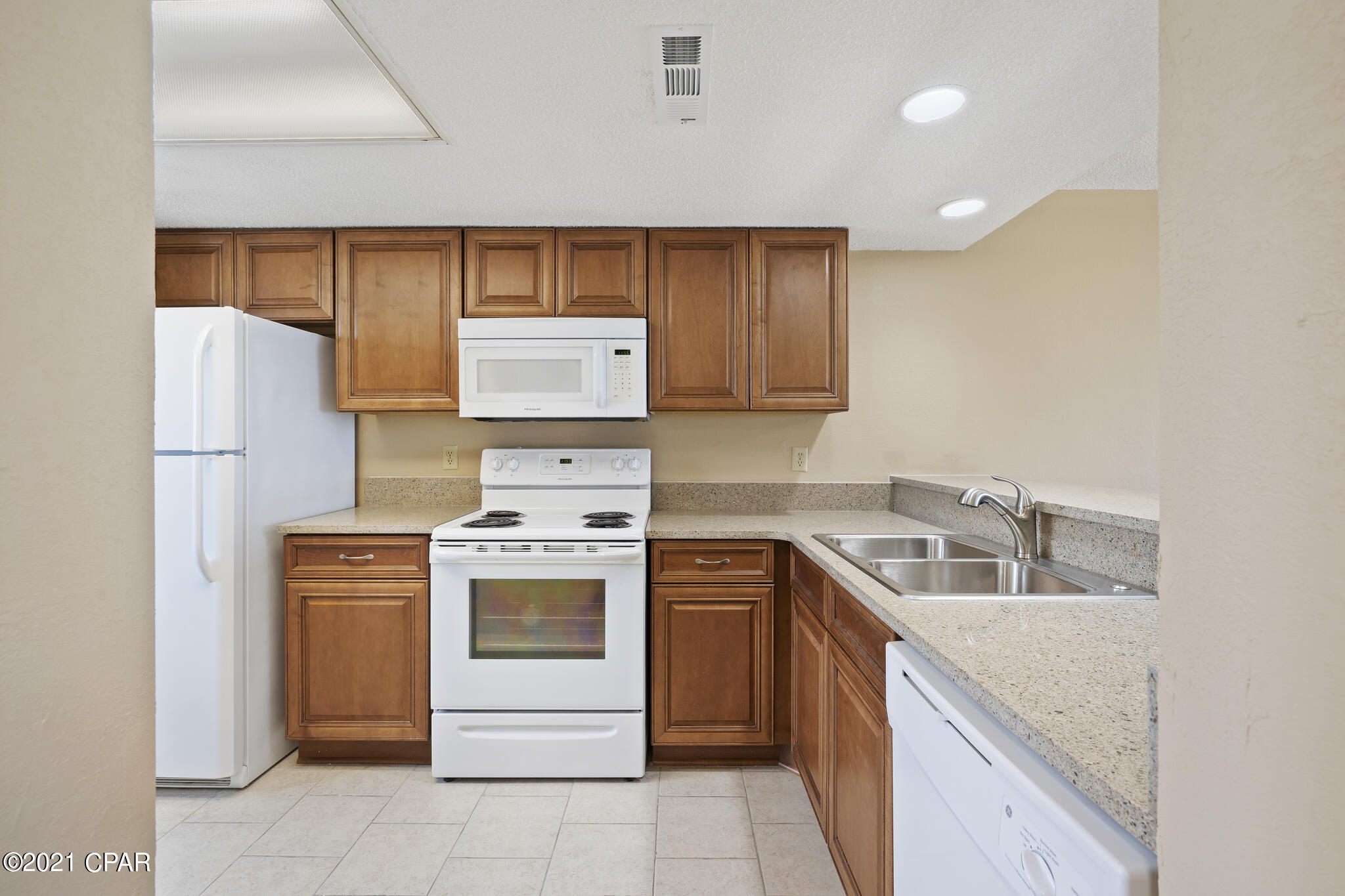 The Commodore - Residential