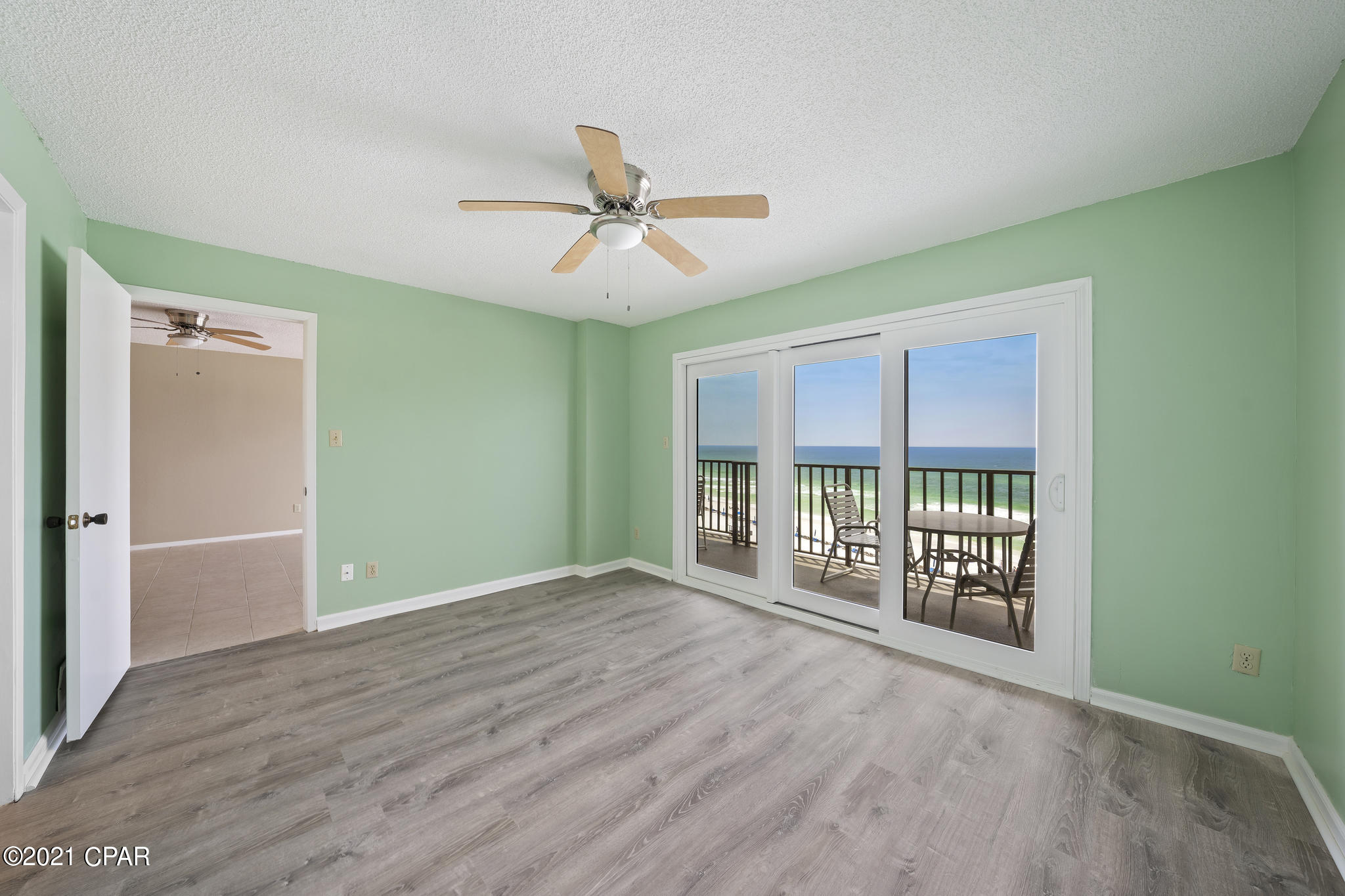 The Commodore - Residential