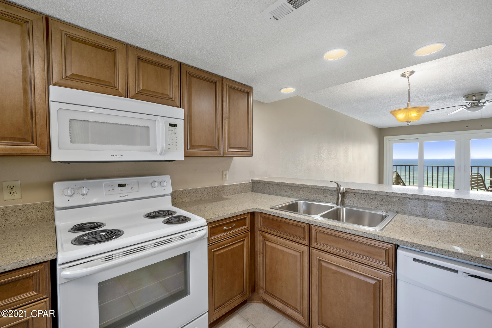 The Commodore - Residential