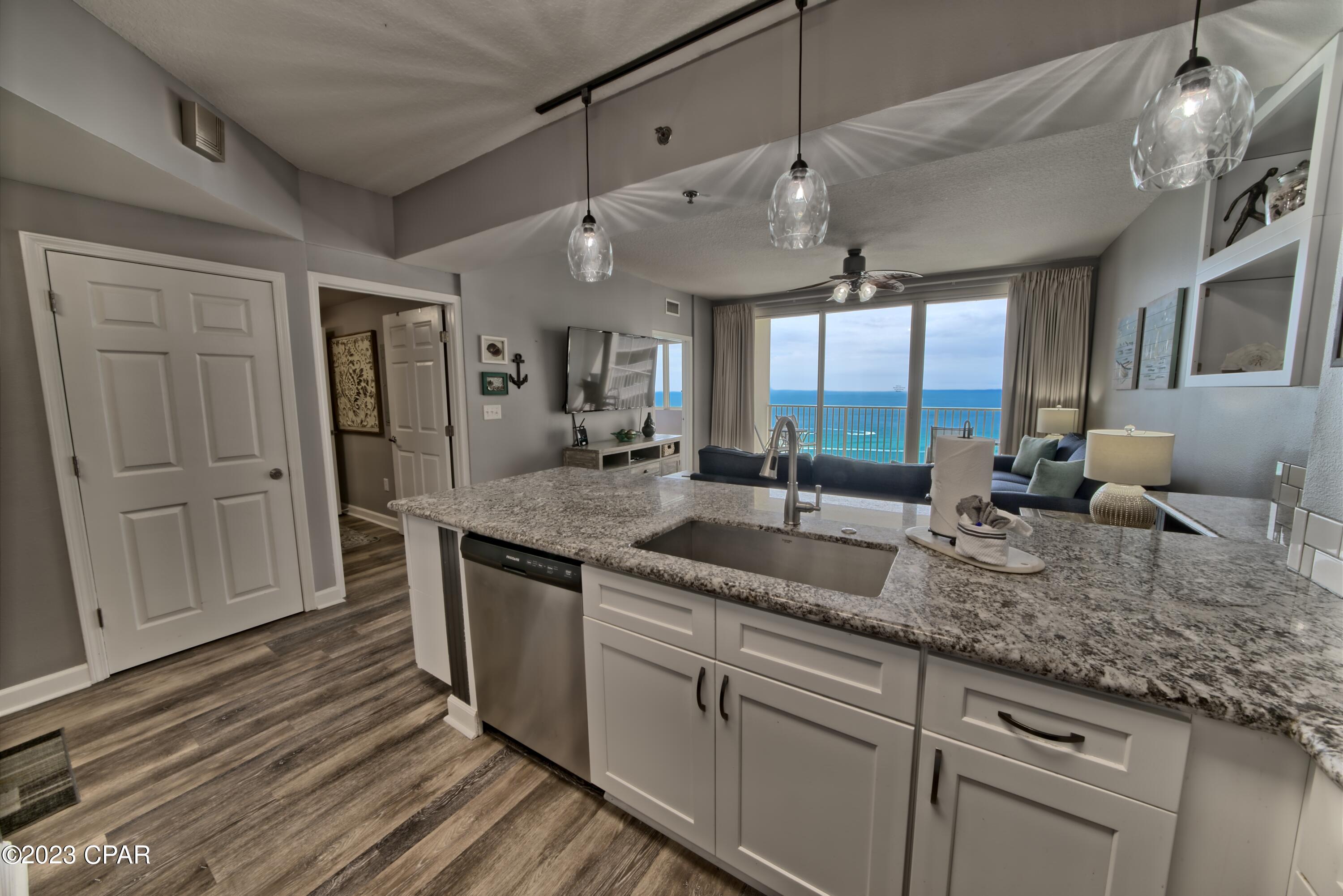 Shores Of Panama - Residential