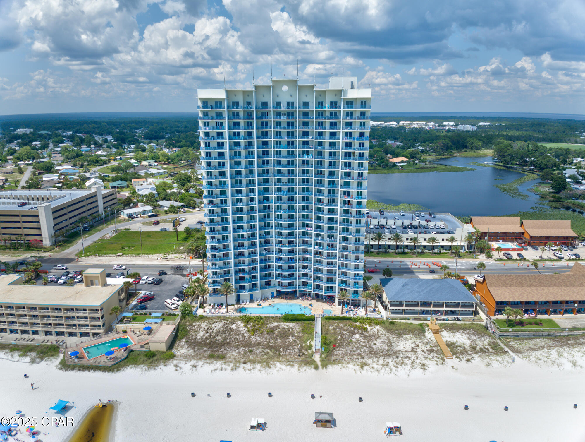 Sterling Breeze - Residential