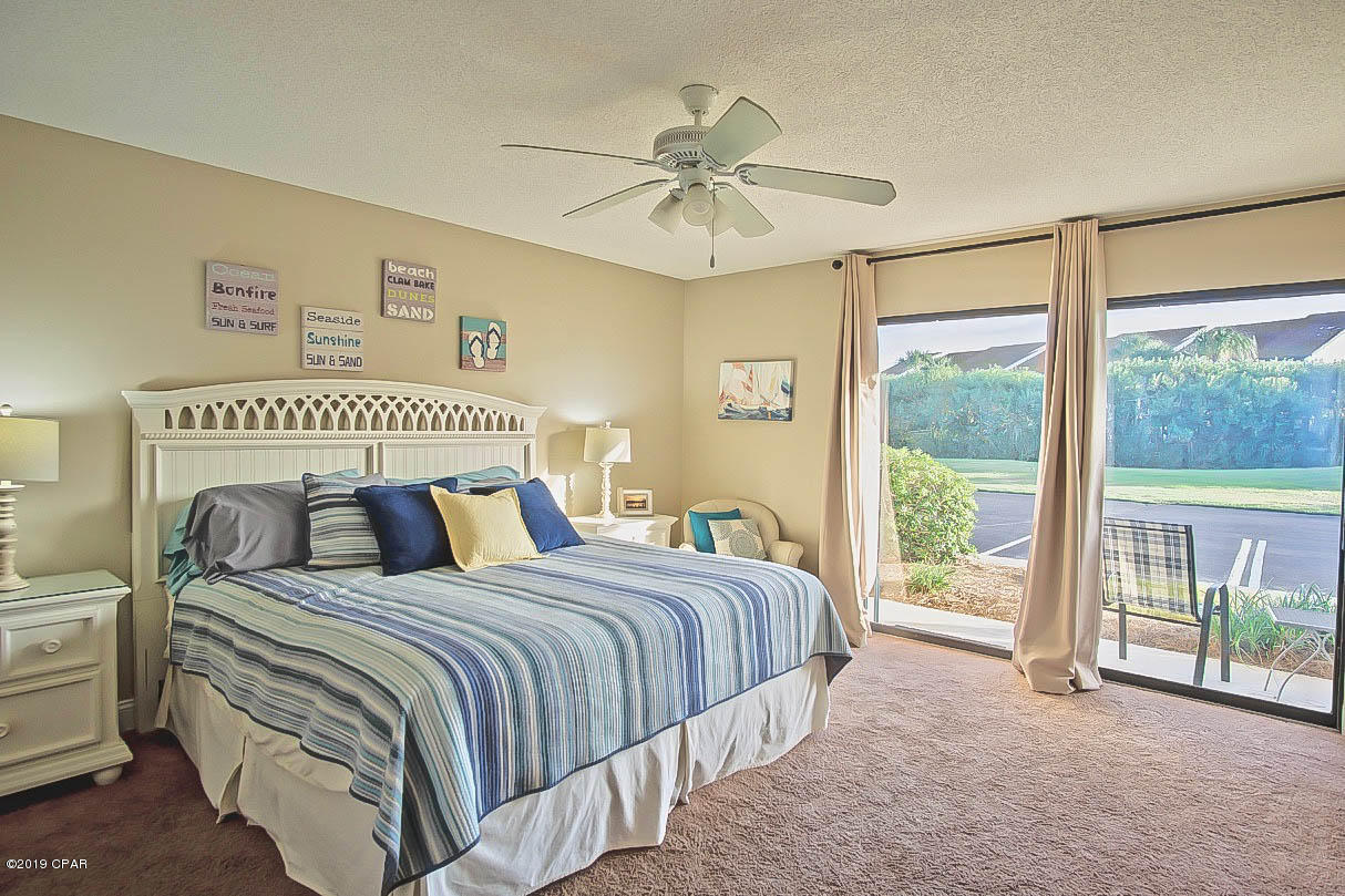 Edgewater Golf Villas IV - Residential