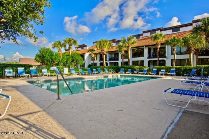 Edgewater Golf Villas IV - Residential