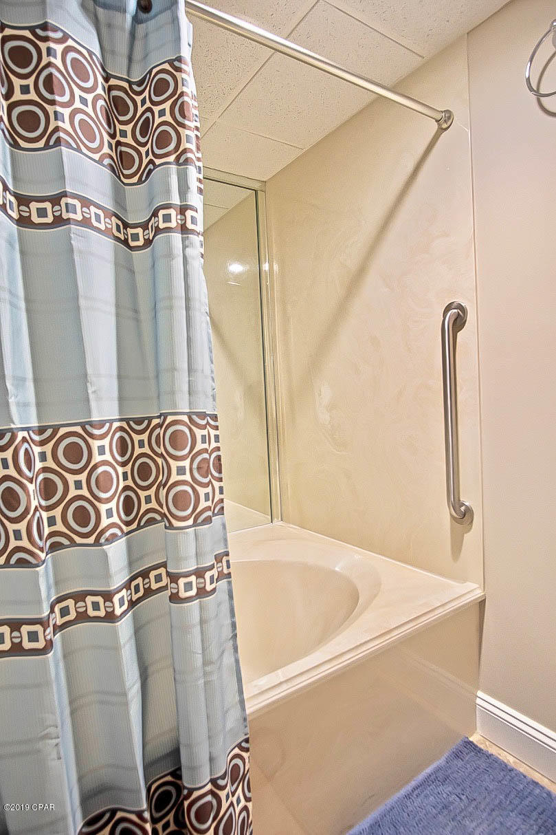 Edgewater Golf Villas IV - Residential