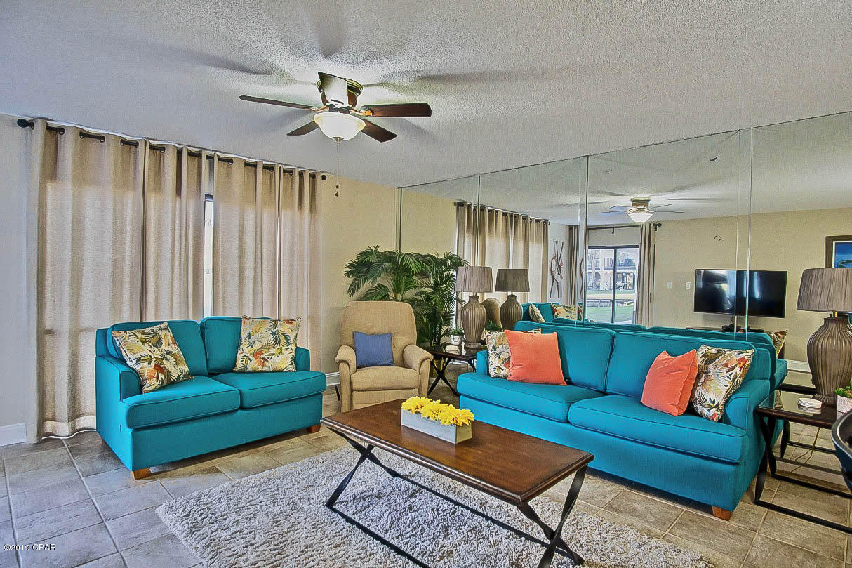 Edgewater Golf Villas IV - Residential