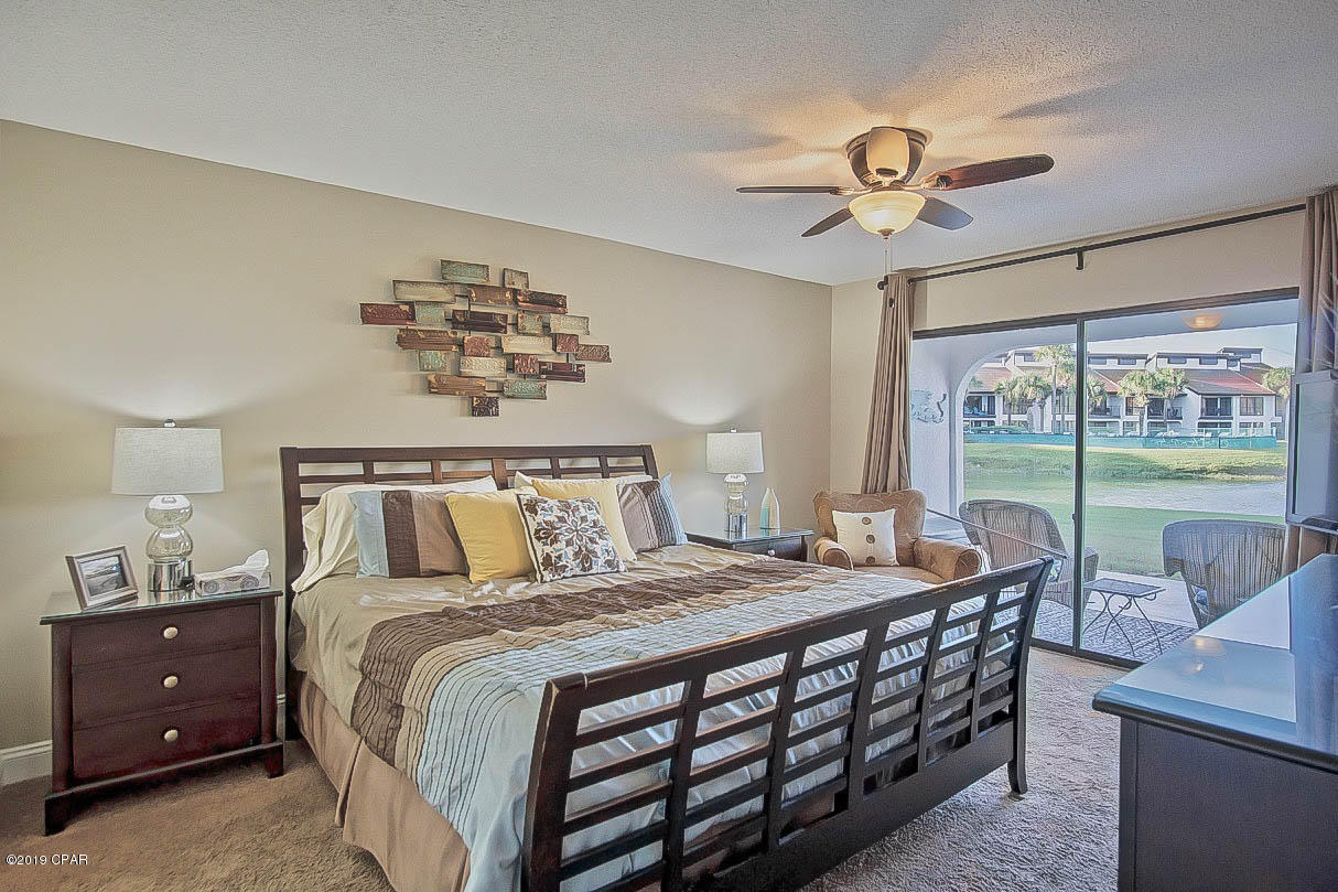 Edgewater Golf Villas IV - Residential