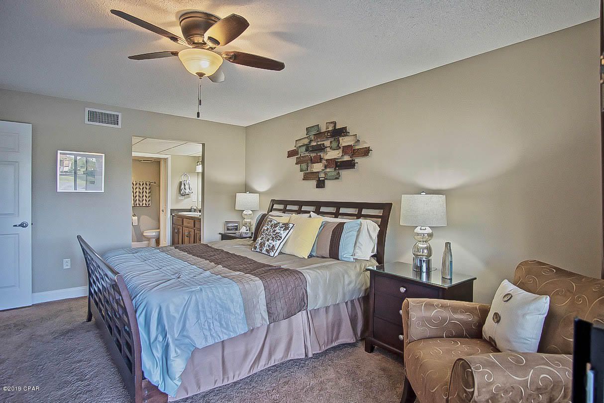 Edgewater Golf Villas IV - Residential