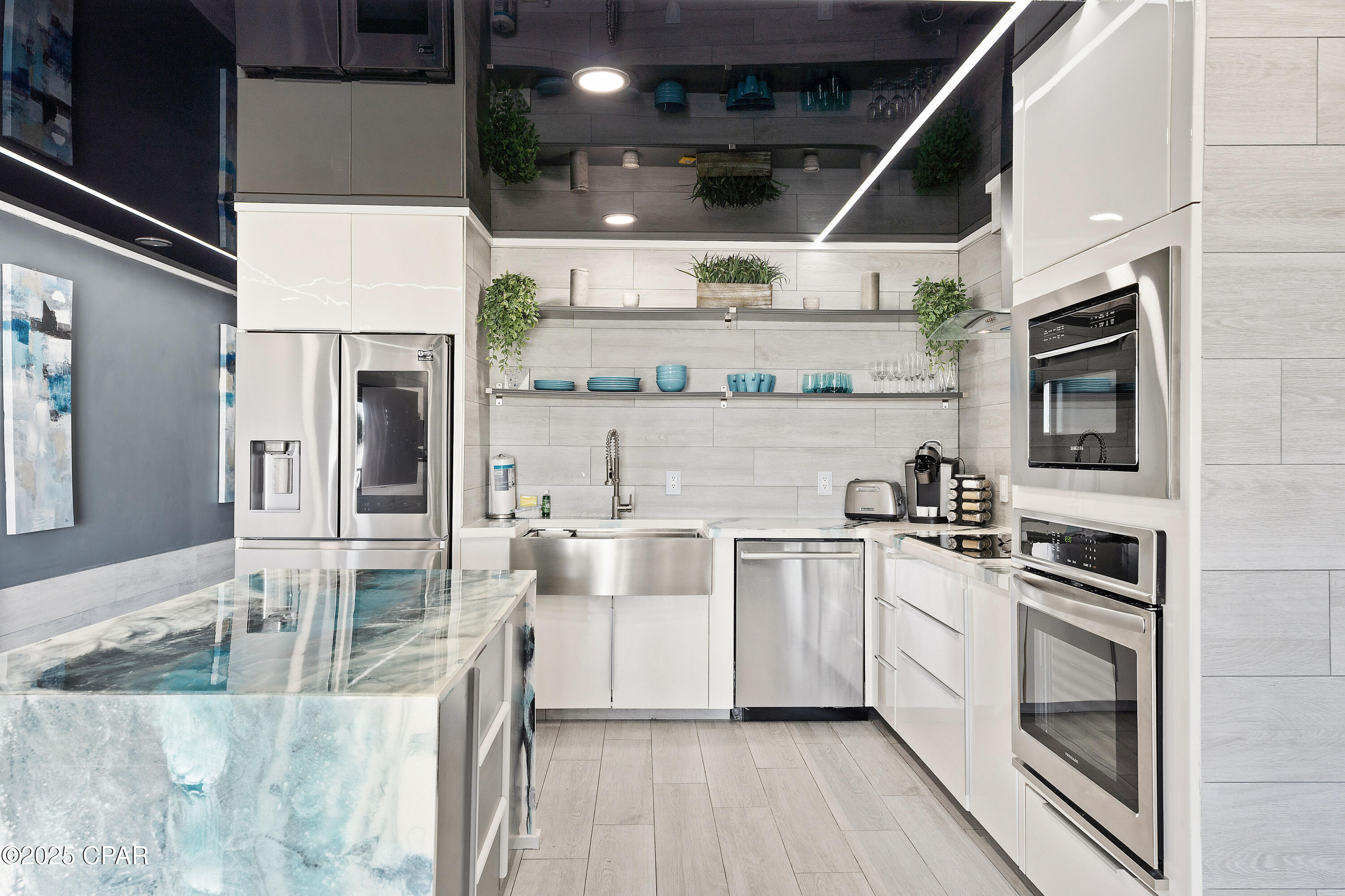 [No Recorded Subdiv] - Residential Lease