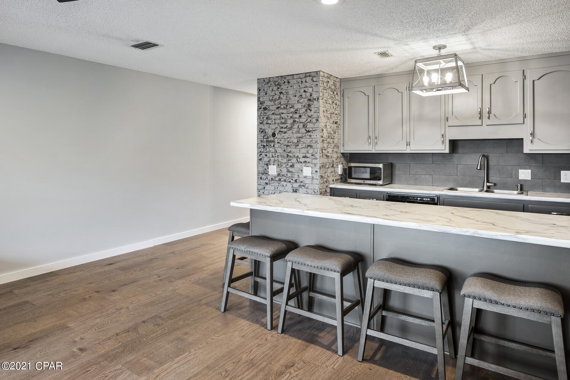 Pirate's Cove Inlet - Residential