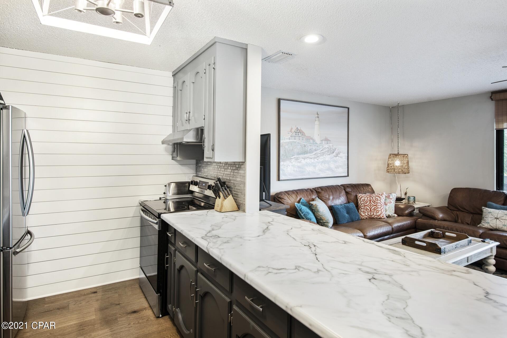 Pirate's Cove Inlet - Residential