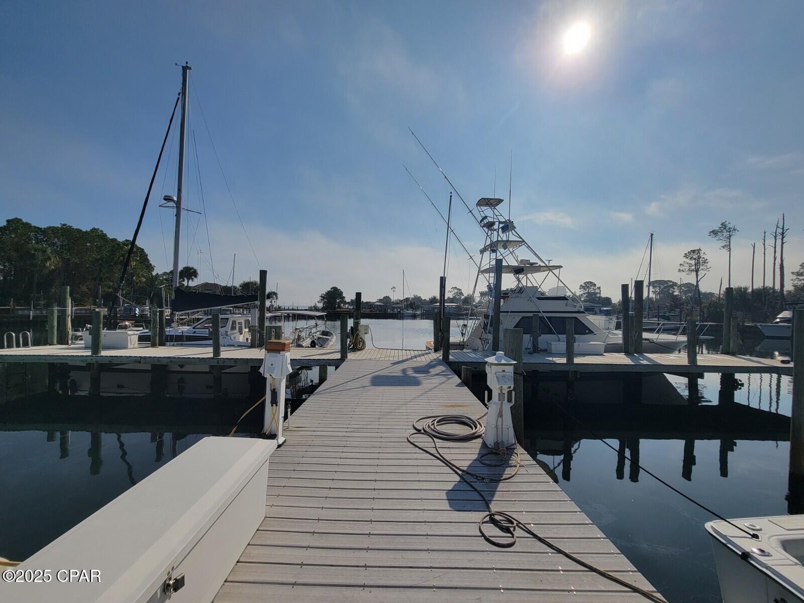 Dolphin Bay - Residential