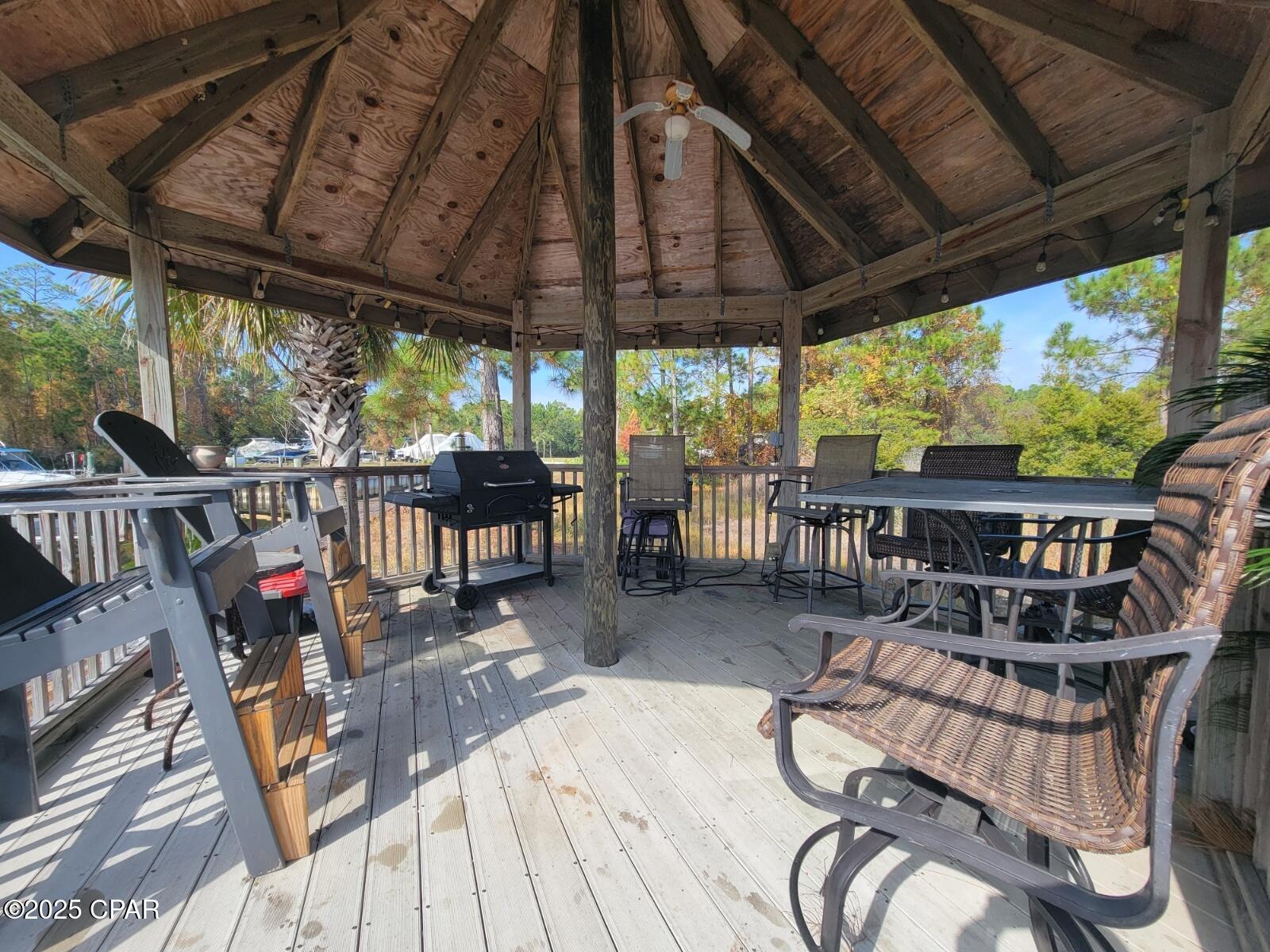 Dolphin Bay - Residential