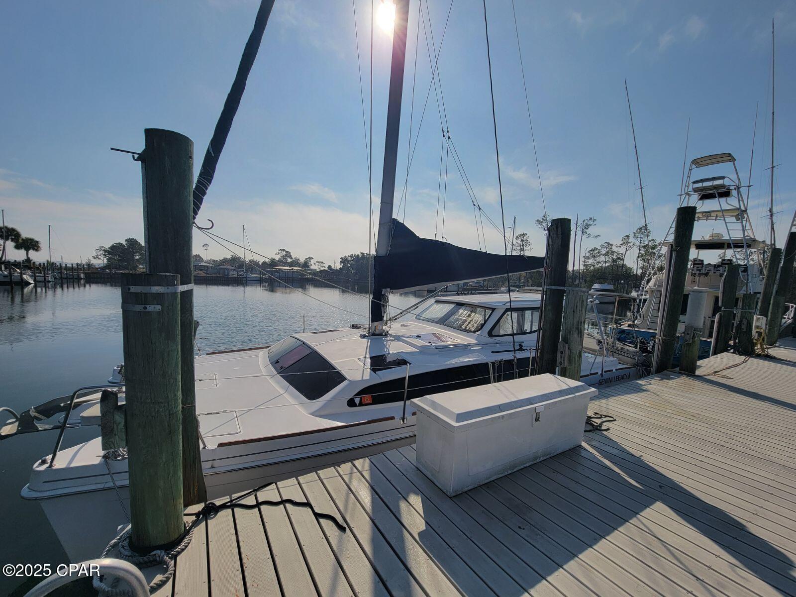 Dolphin Bay - Residential