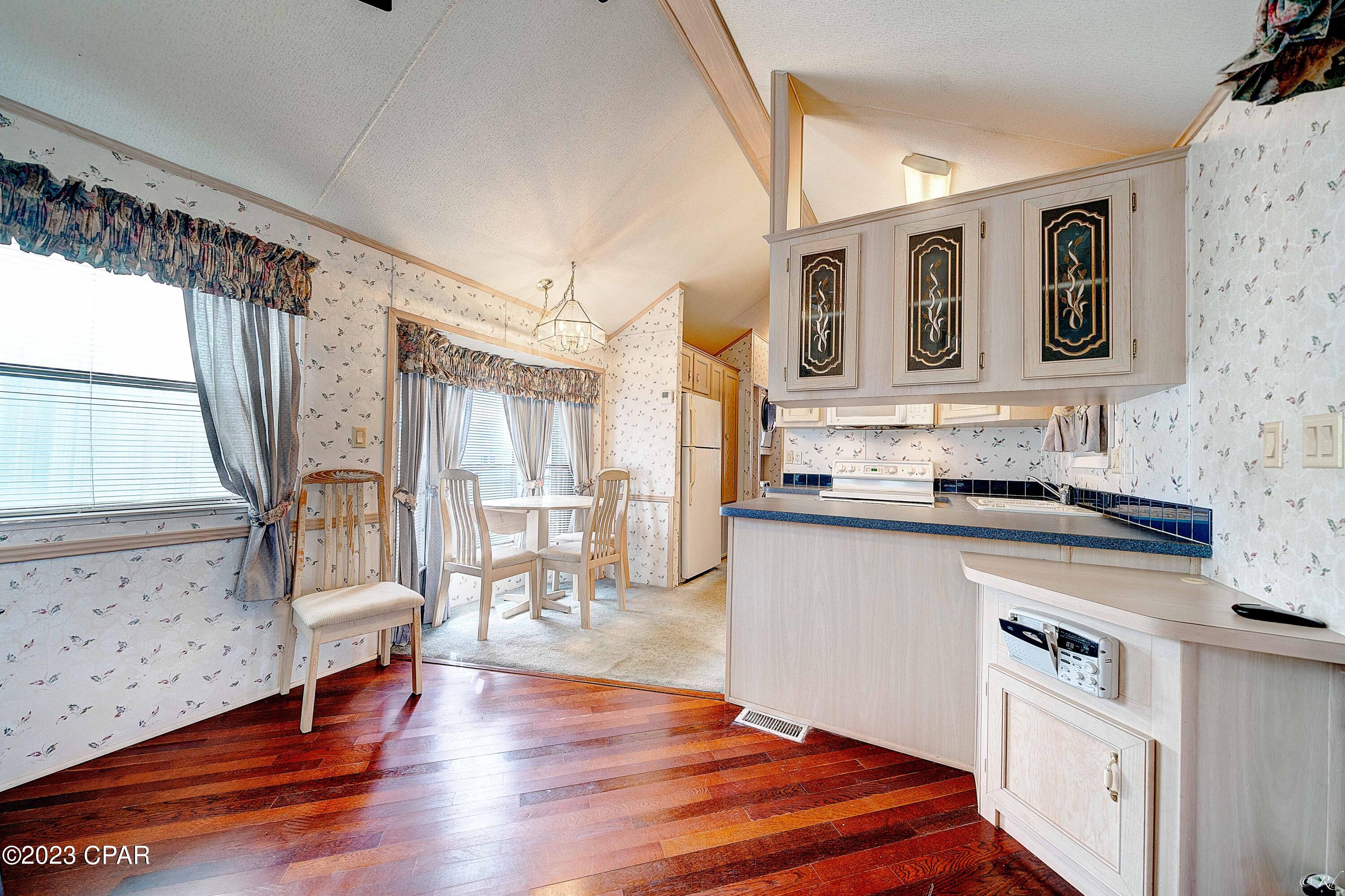 Emerald Pointe Resort - Residential